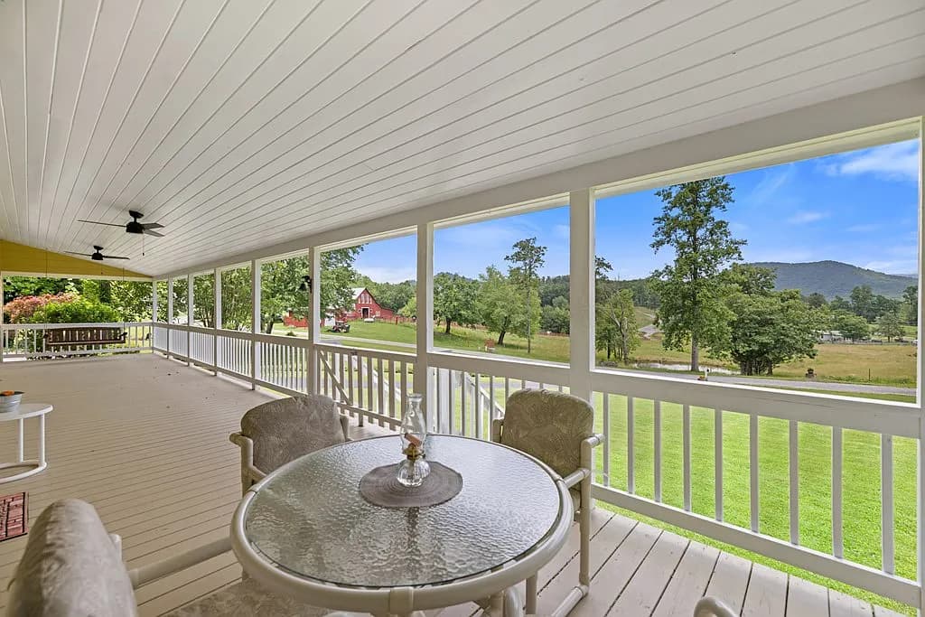 1451 Eagle Mountain 3.webp