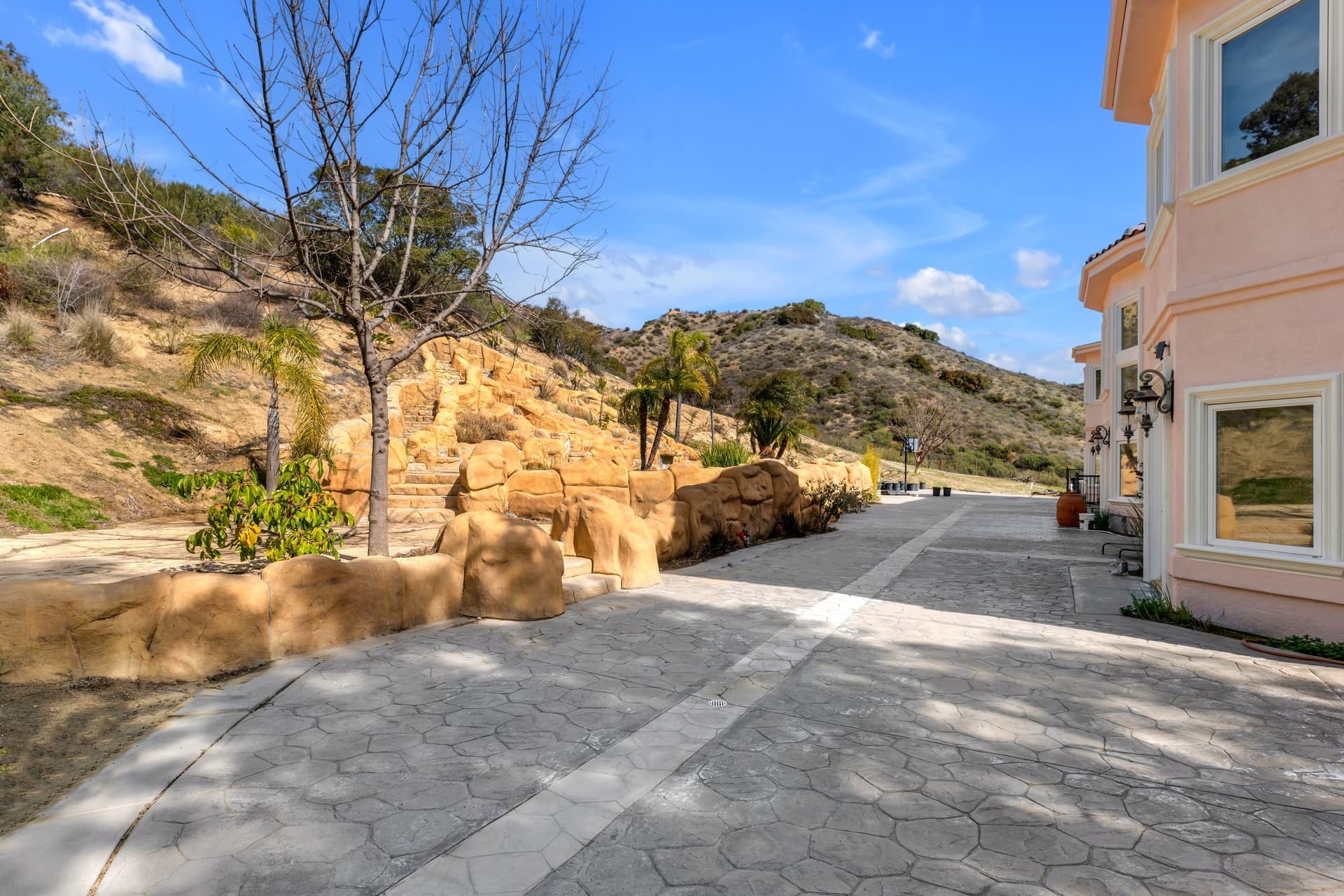 15 Maverick Ln -  HSHPord -55.jpg