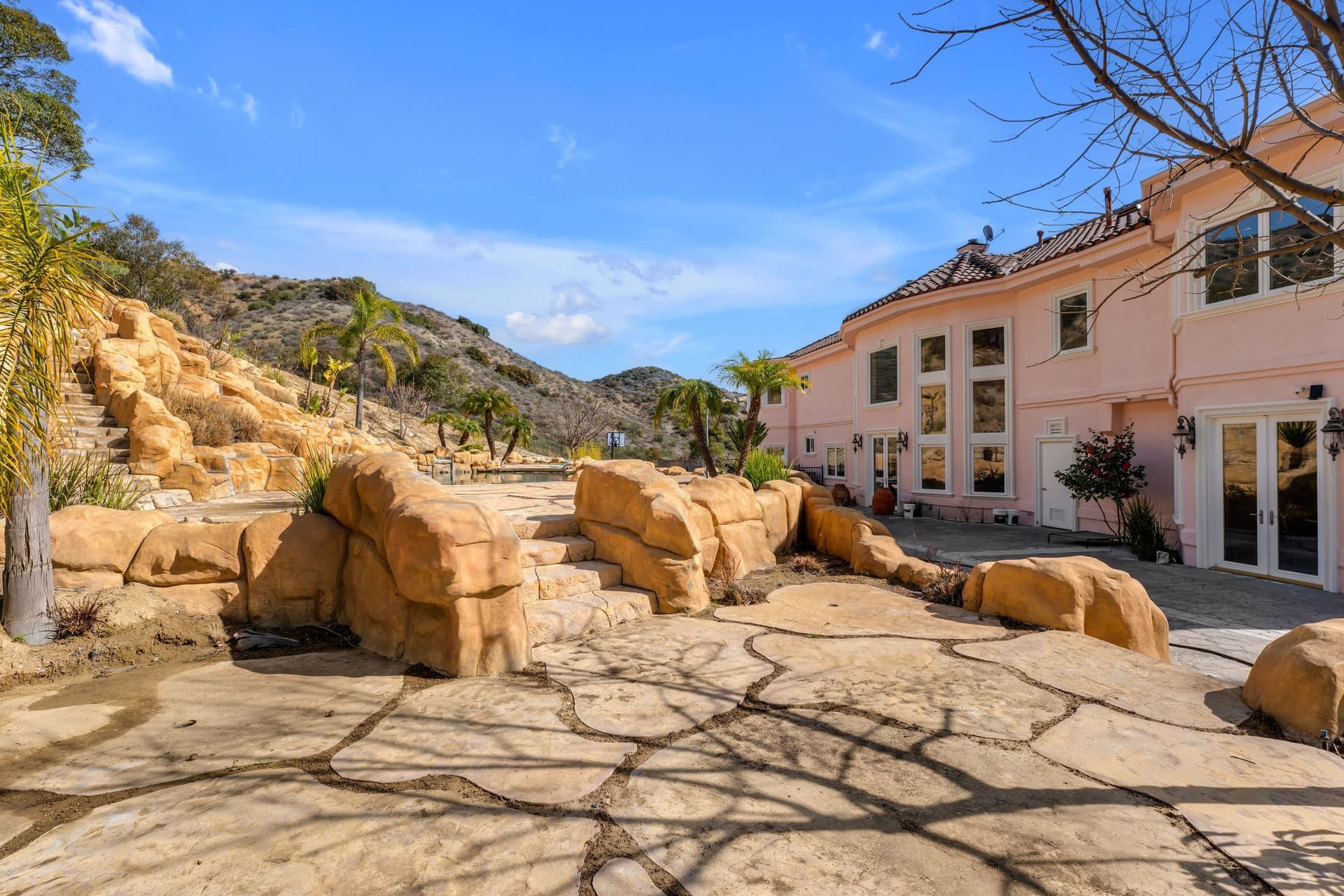 15 Maverick Ln -  HSHPord -56.jpg