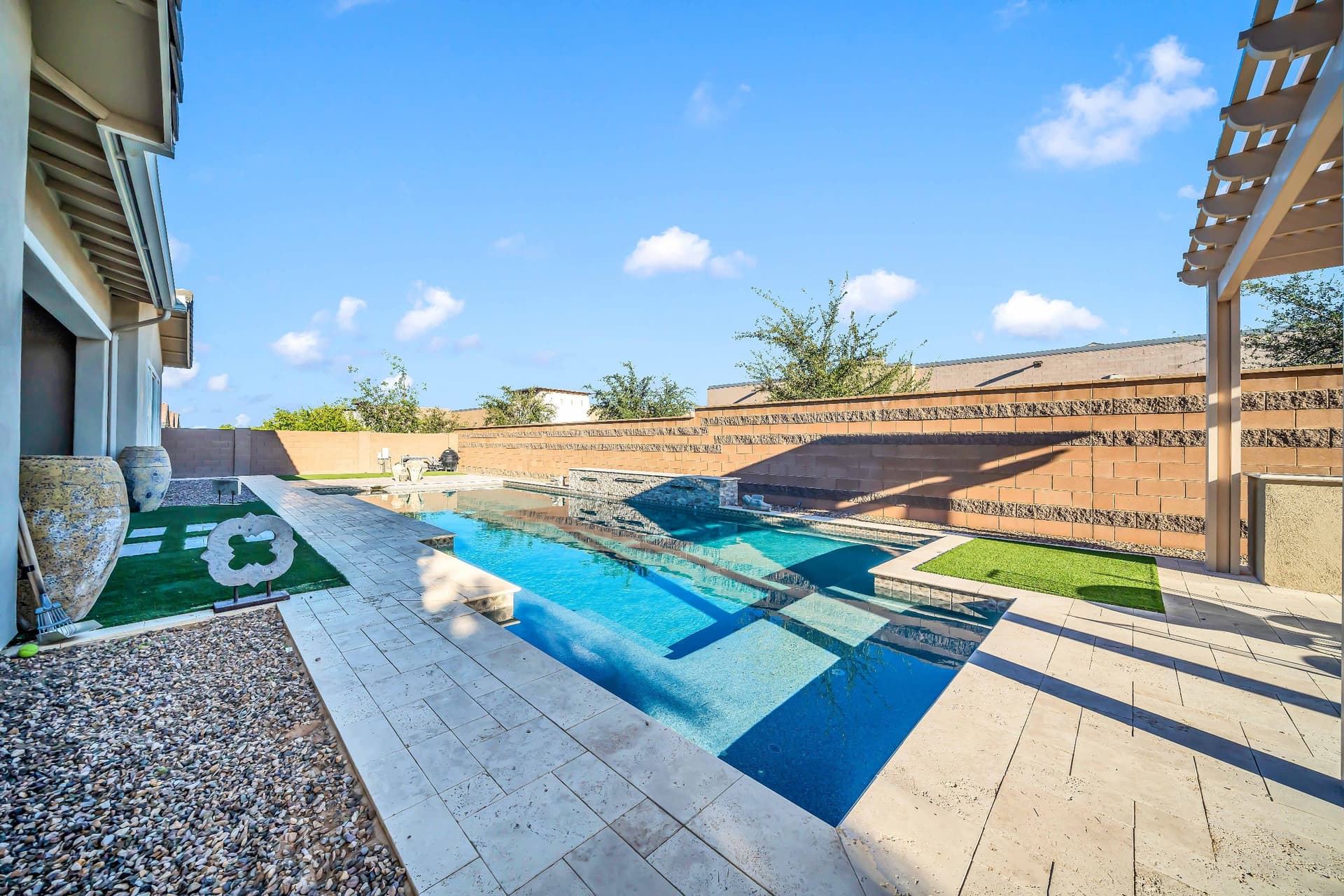 13851 Blossom way-62.jpg