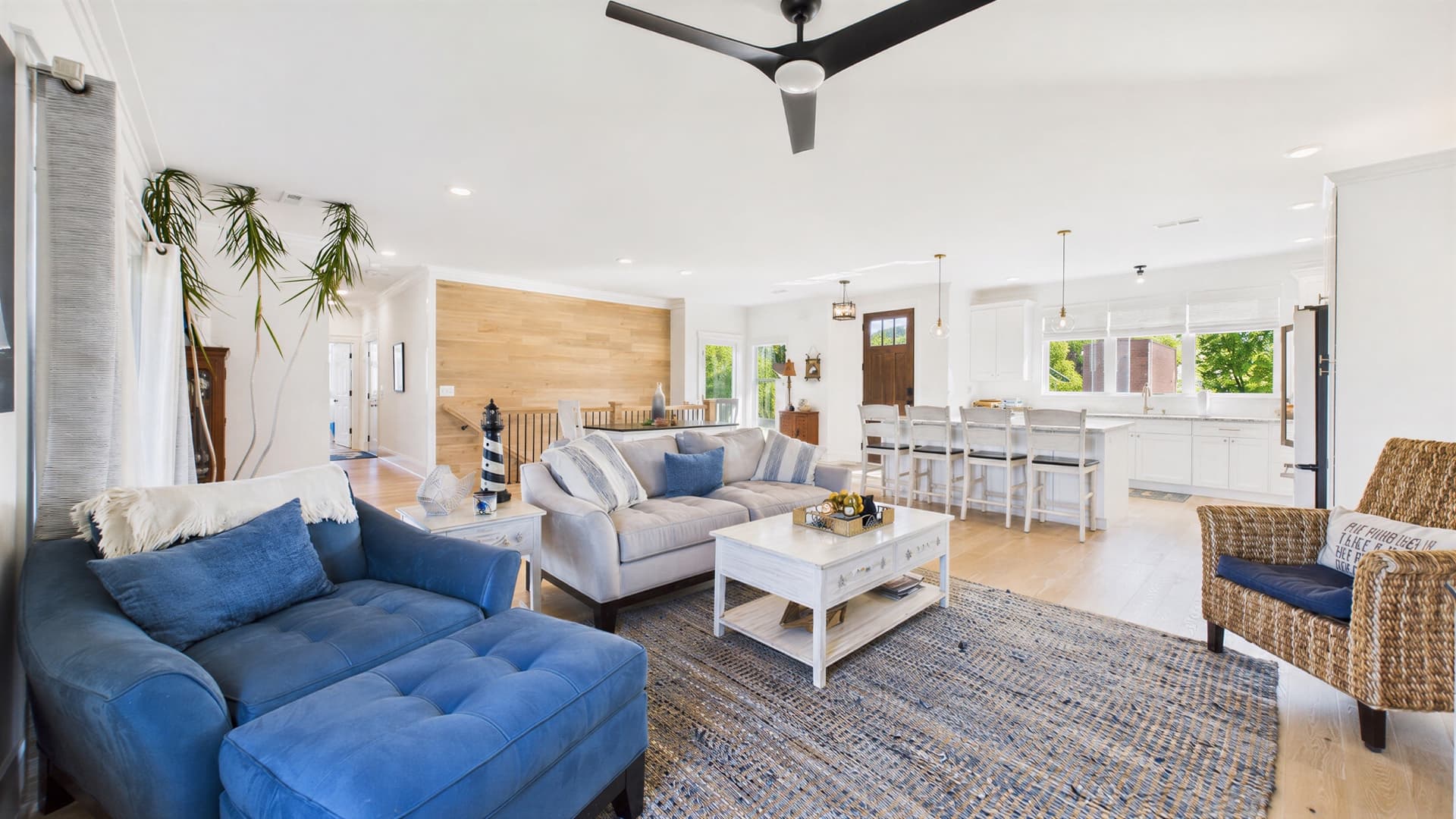 008_Open Floor Plan.jpg