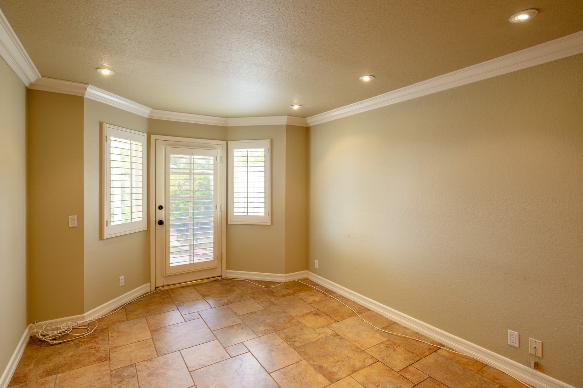 866 Congressional Rd-2549-HDR.jpg