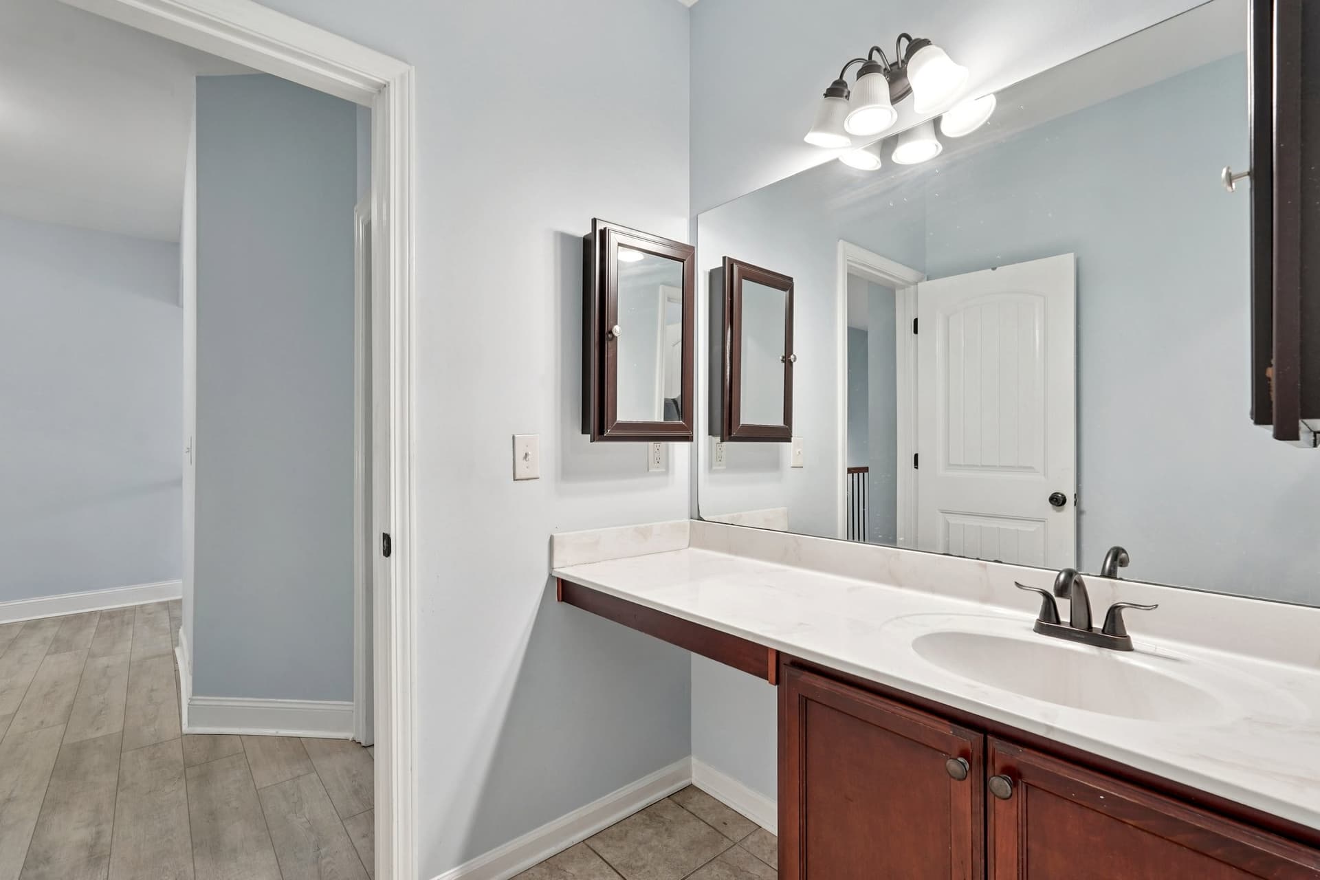 51-web-or-mls-Breckinridge Ln-S2503-051.jpg