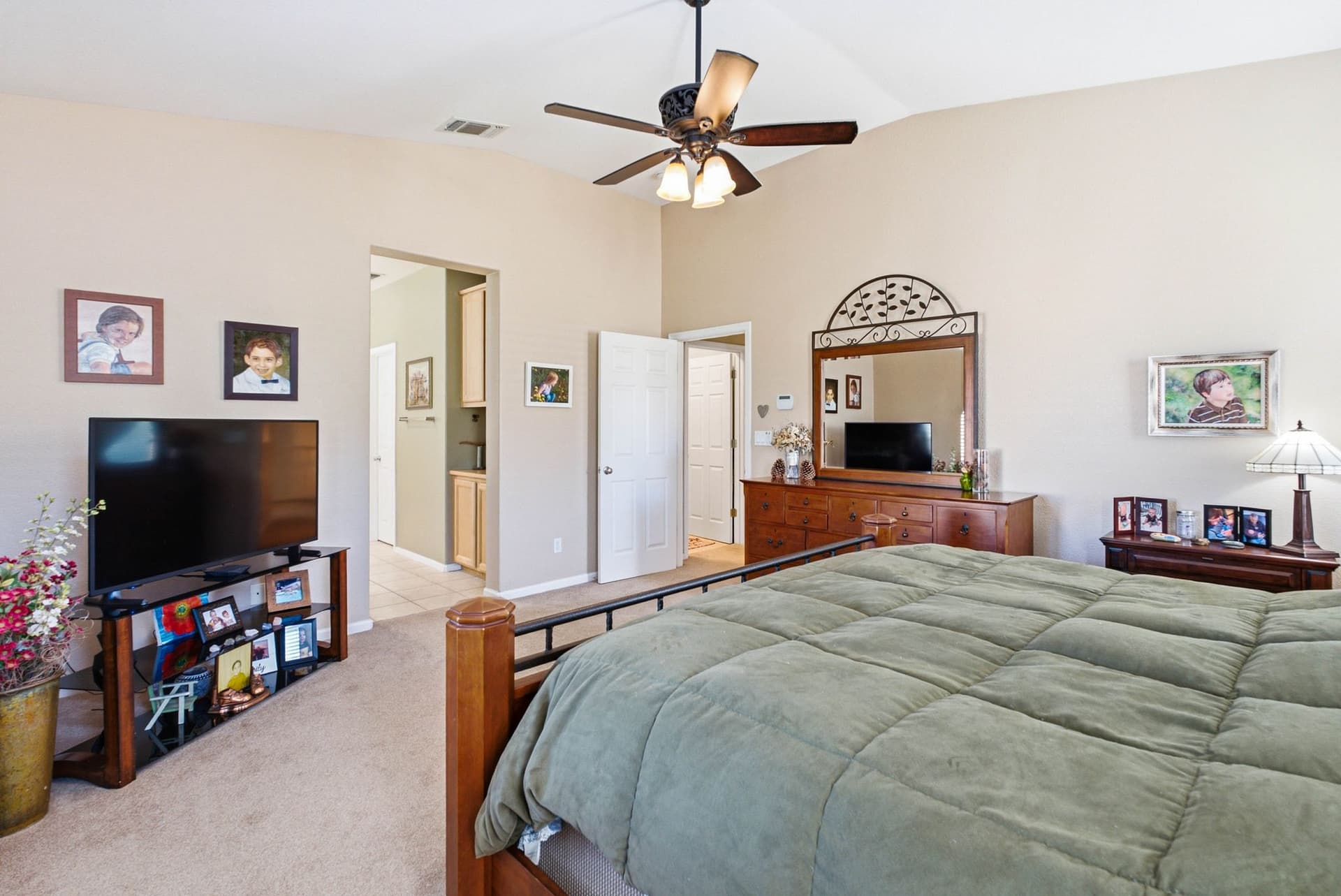 1213 Darling Way-21.jpg