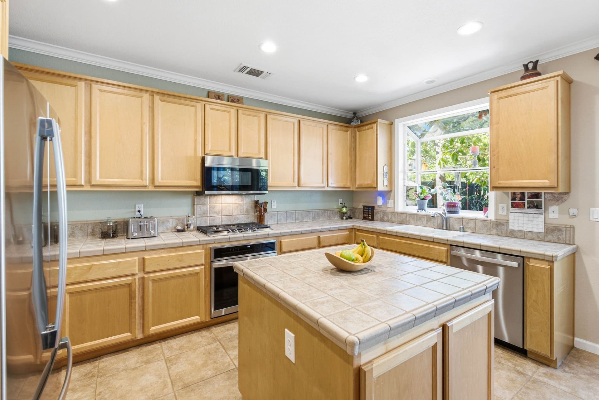 1213 Darling Way-16.jpg