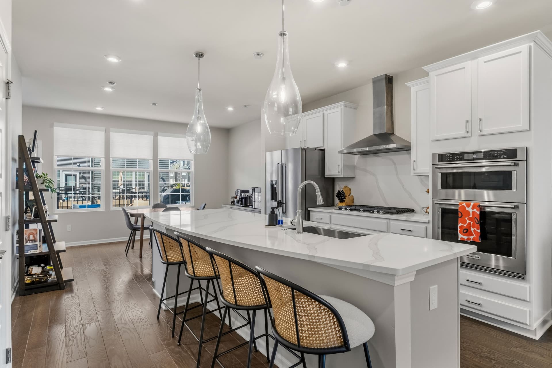 212 S Sydney 2nd Floor Kitchen 3.jpg