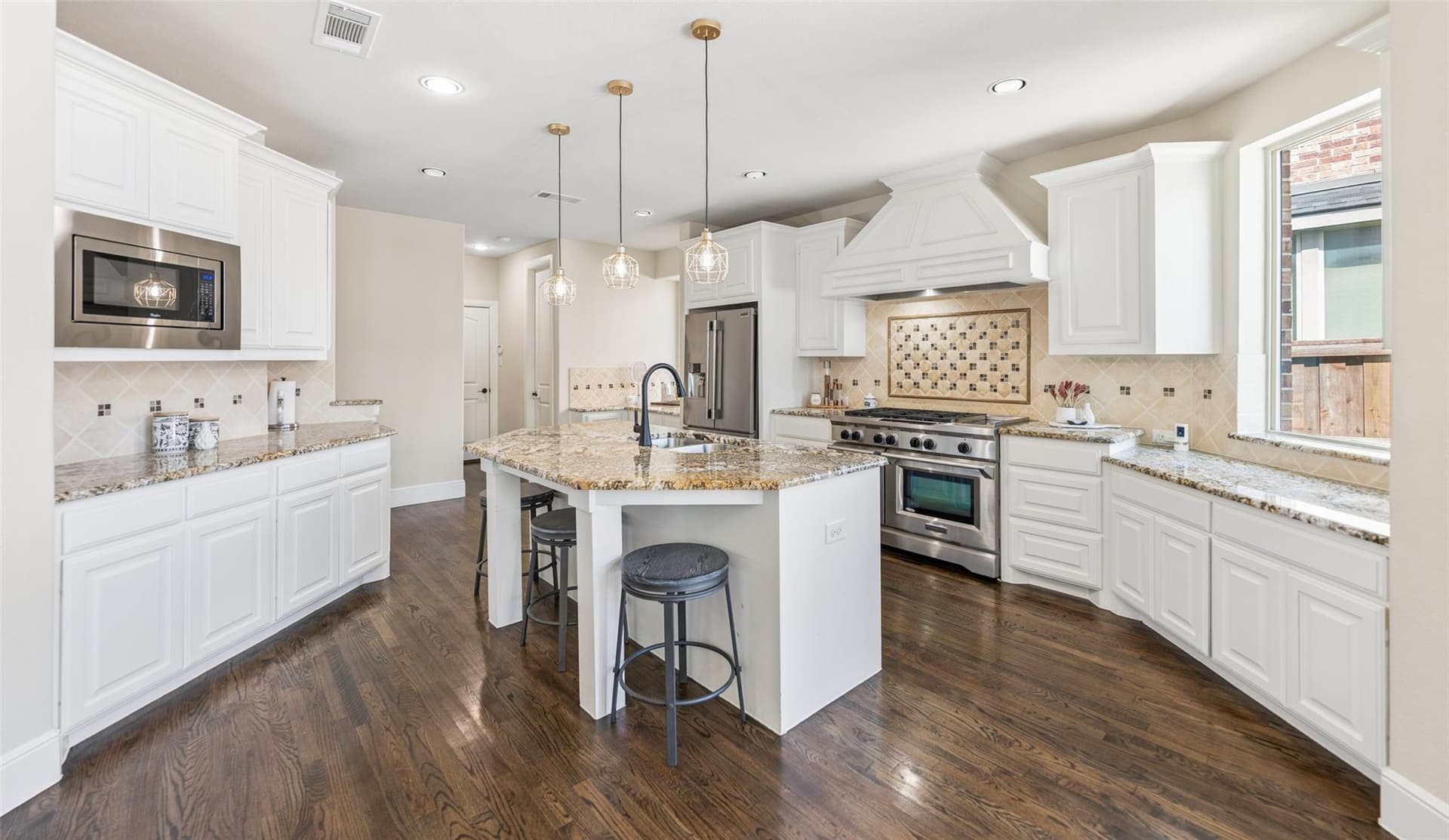2120 Hidalgo Lane13.jpeg