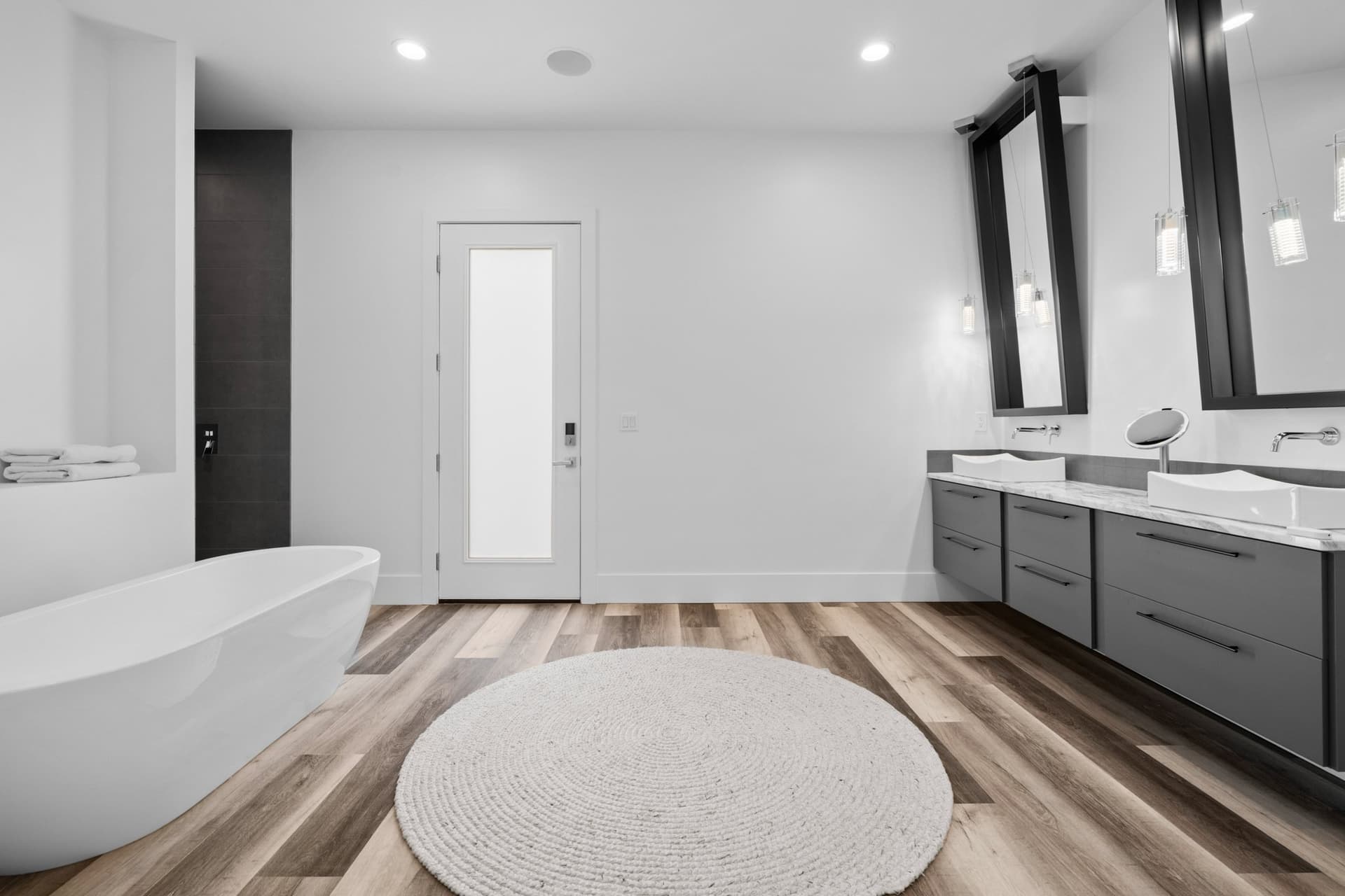 16524 116th St E-25.jpg