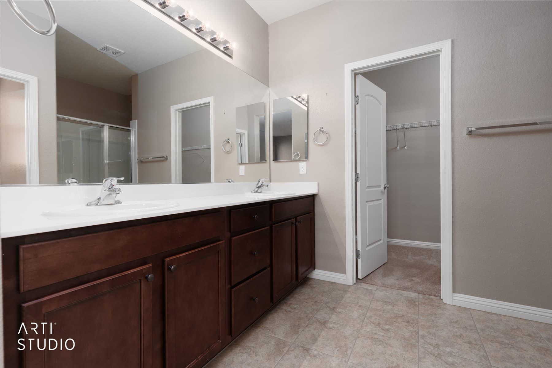 Primary Bathroom1.jpg