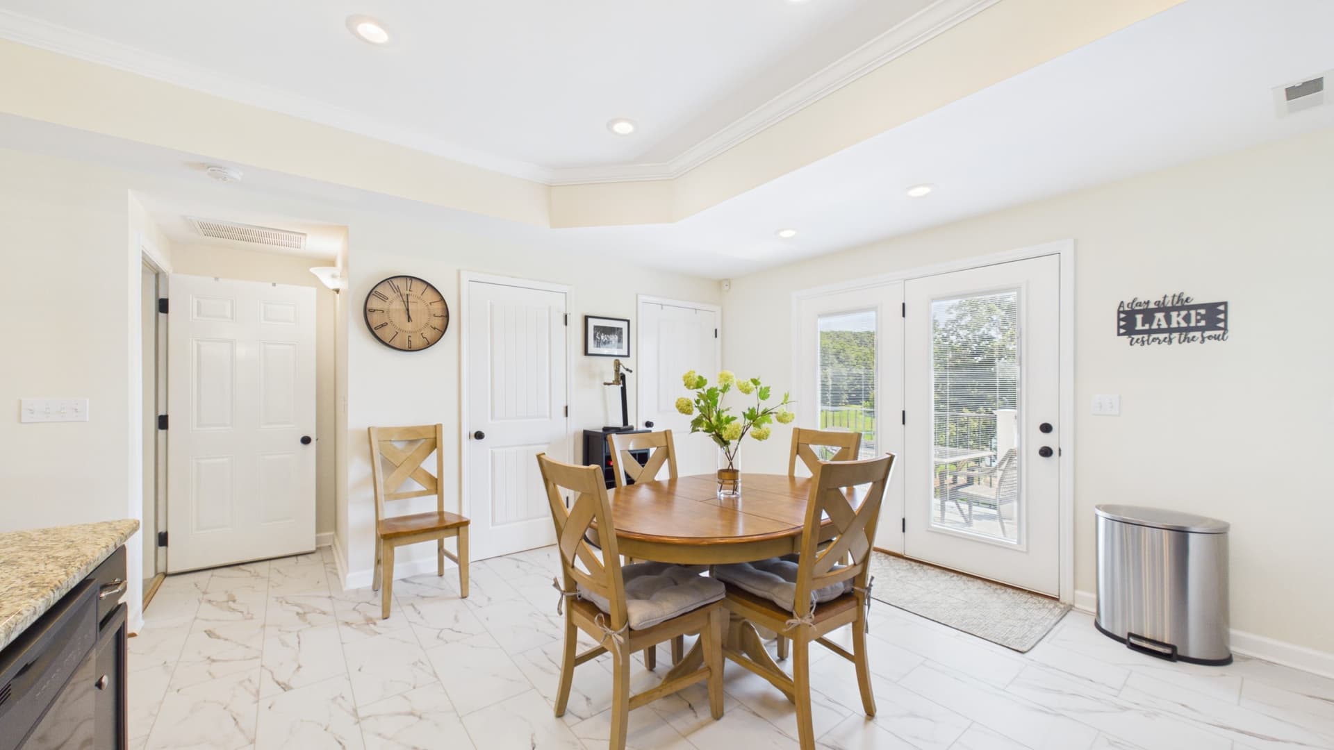 016_Kitchen  Dining.jpg