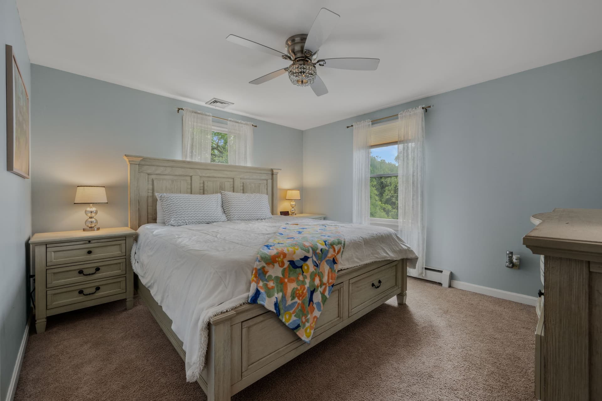 34-web-or-mls-66 Clipper Ct, Groton-5.jpg