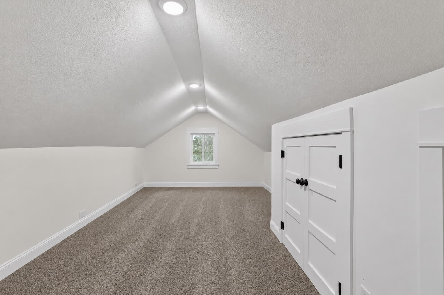 Third Bedroom.jpg