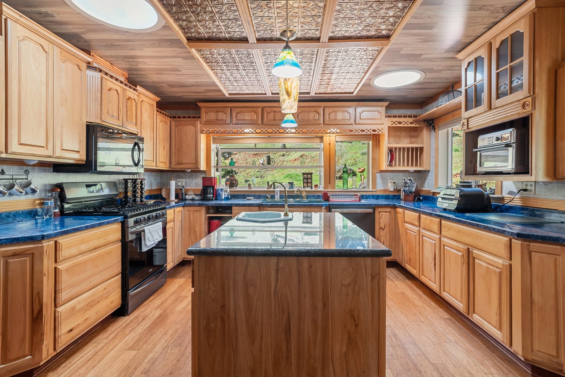 6_520 brimstone road - 05.jpg
