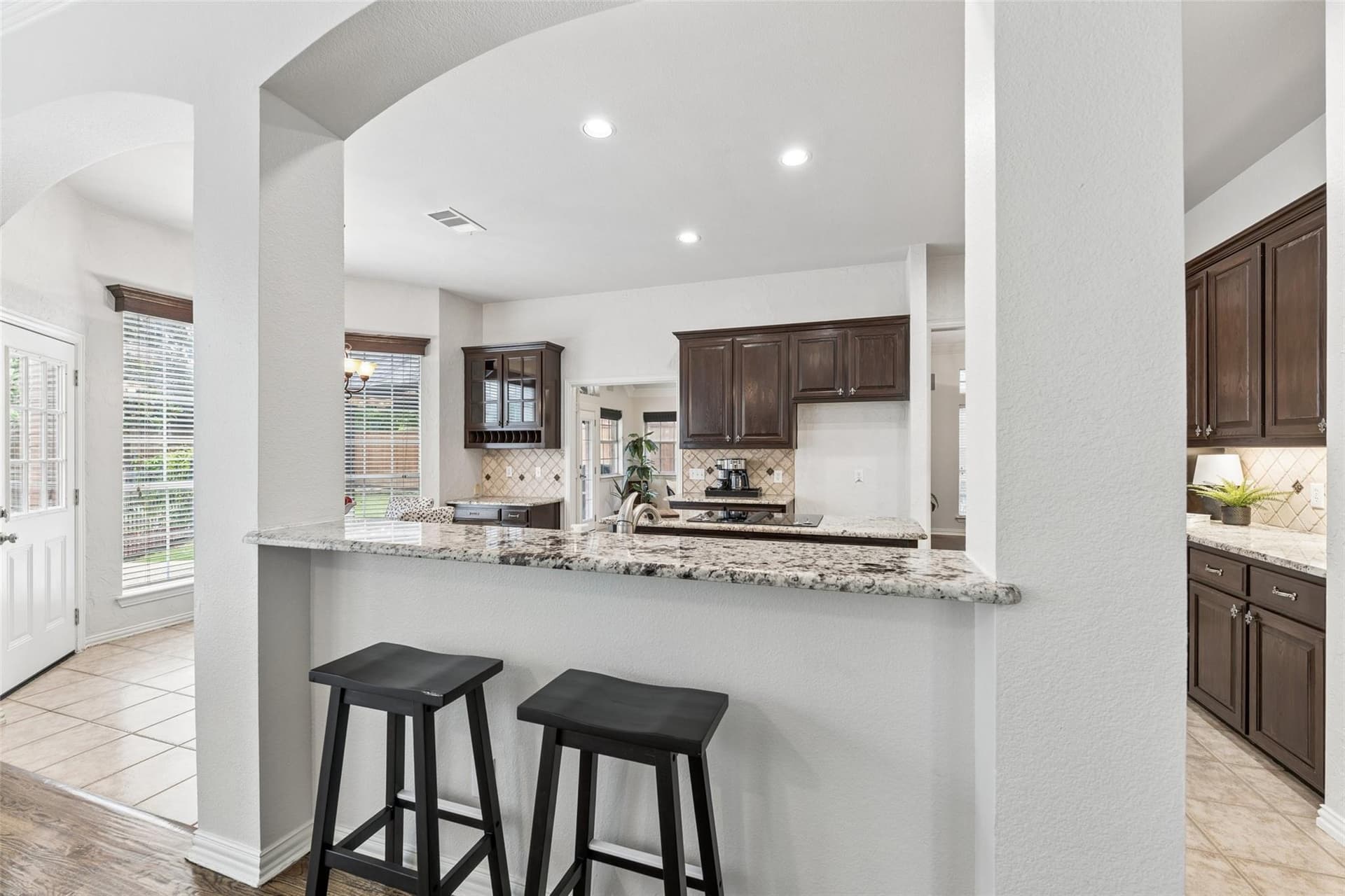 2101 Fleming DriveV13.jpeg
