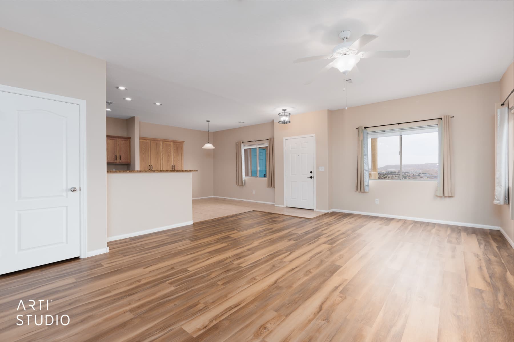 Great Room 2.jpg
