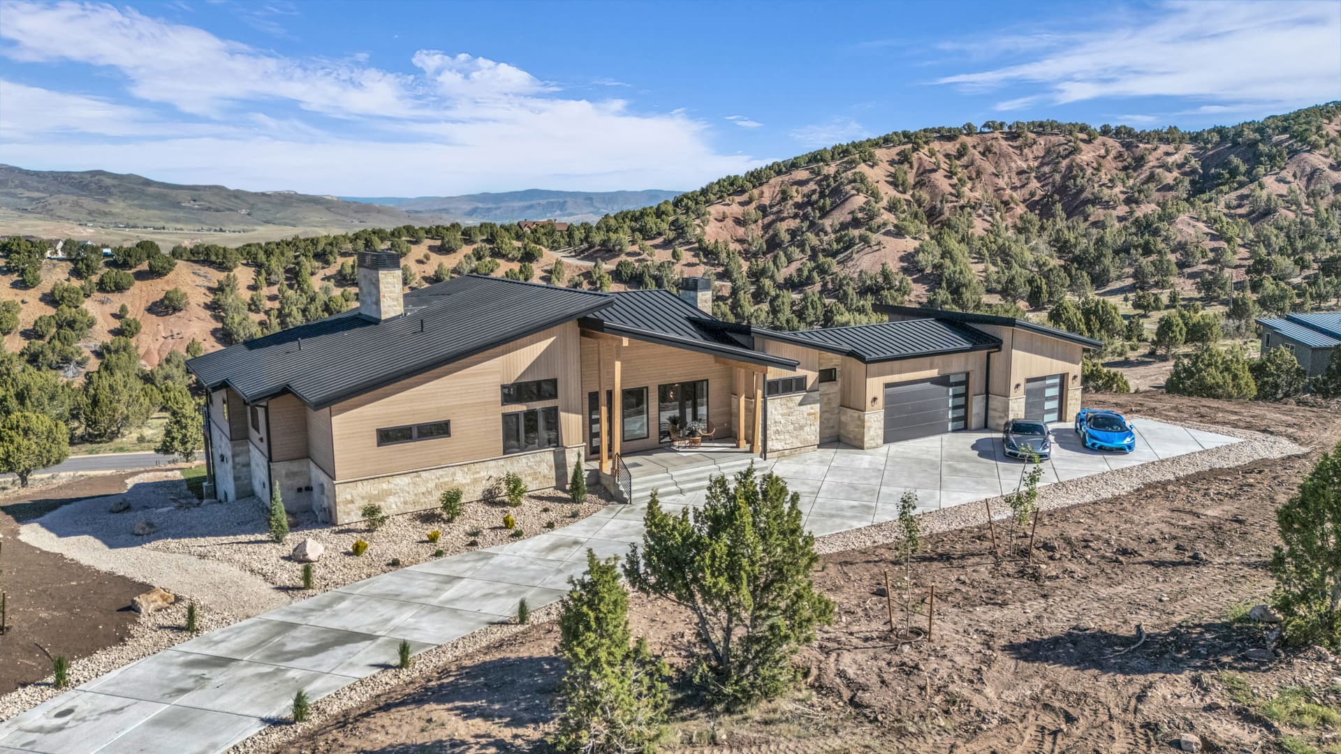 59-web-or-mls-1092-trailridge-dr.jpg