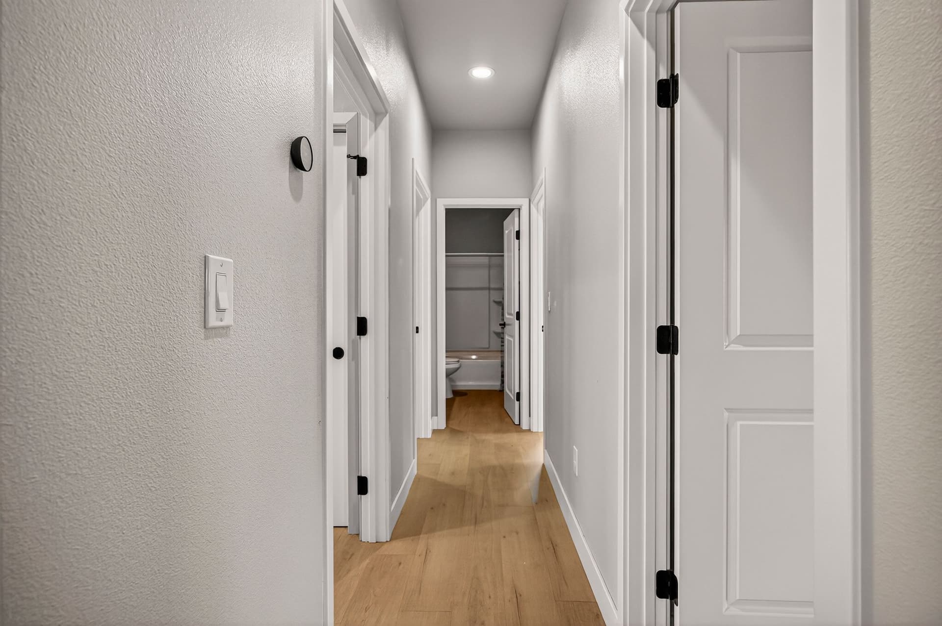14259 Sherwood Cir - 021(Photos).jpg