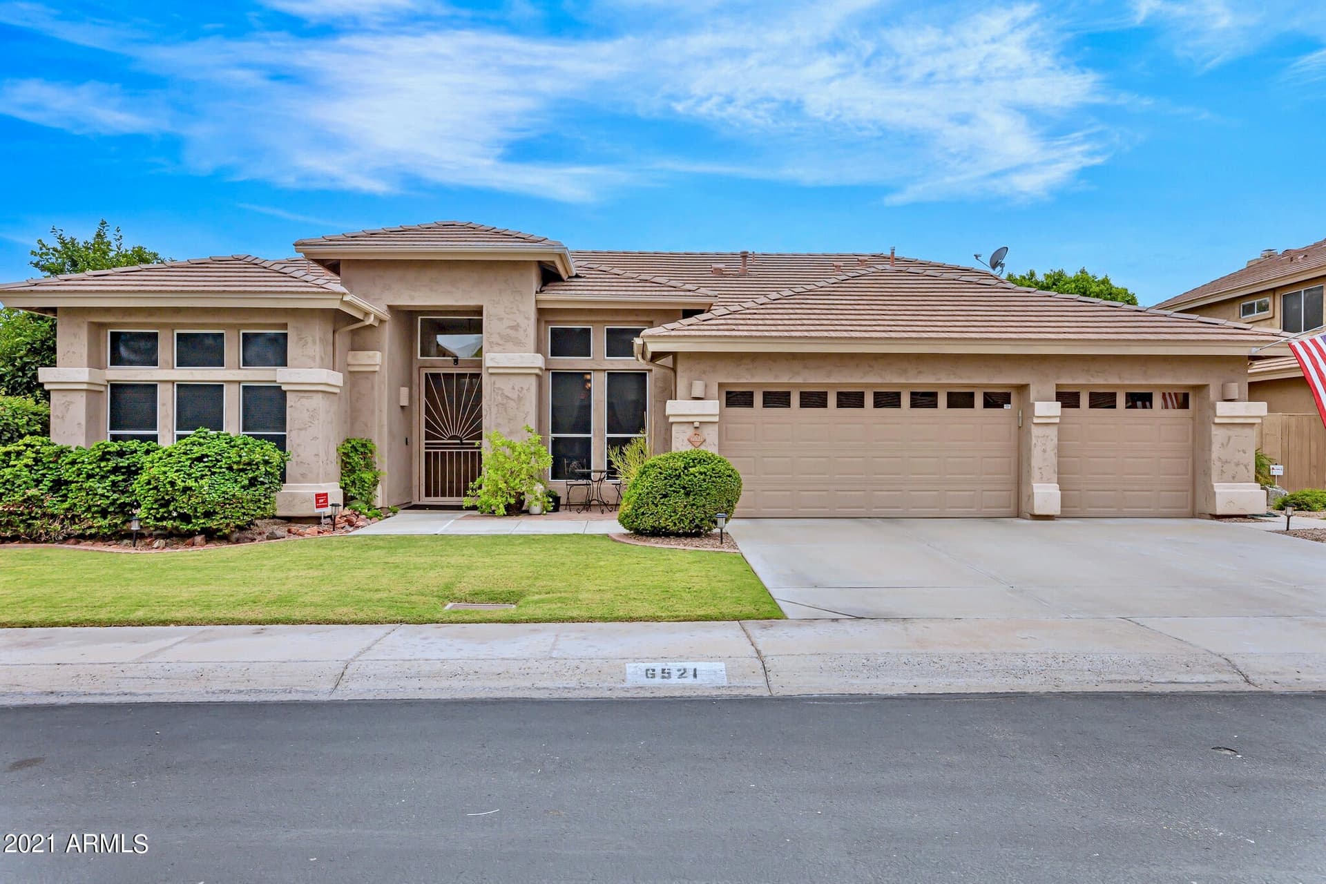 6521 W Hill Lane_1.jpg