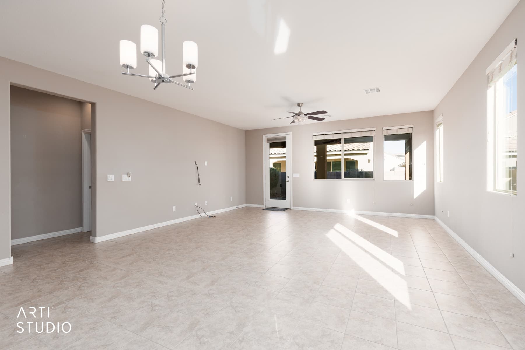 Living Room2.jpg