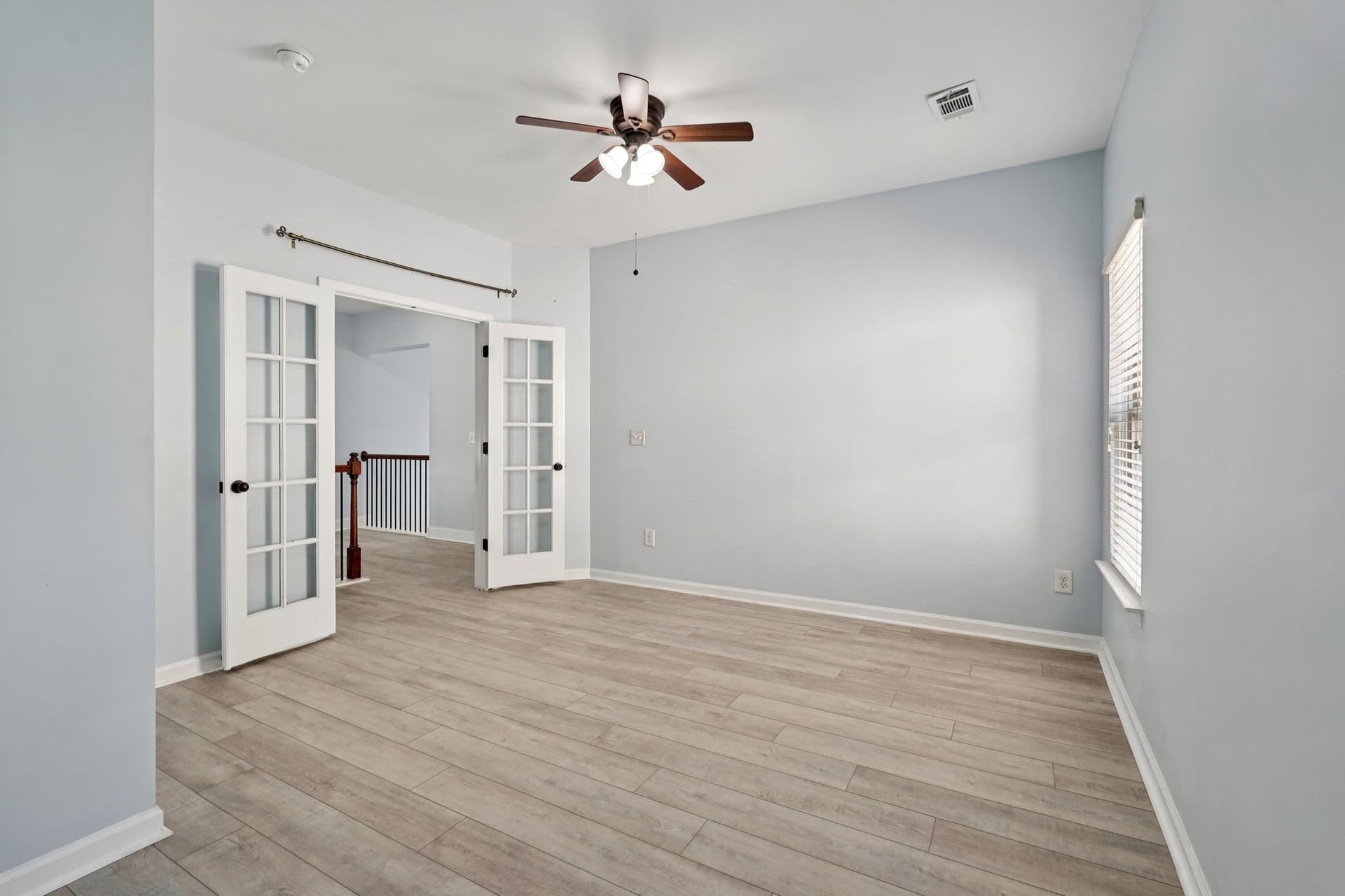 55-web-or-mls-Breckinridge Ln-S2503-055.jpg