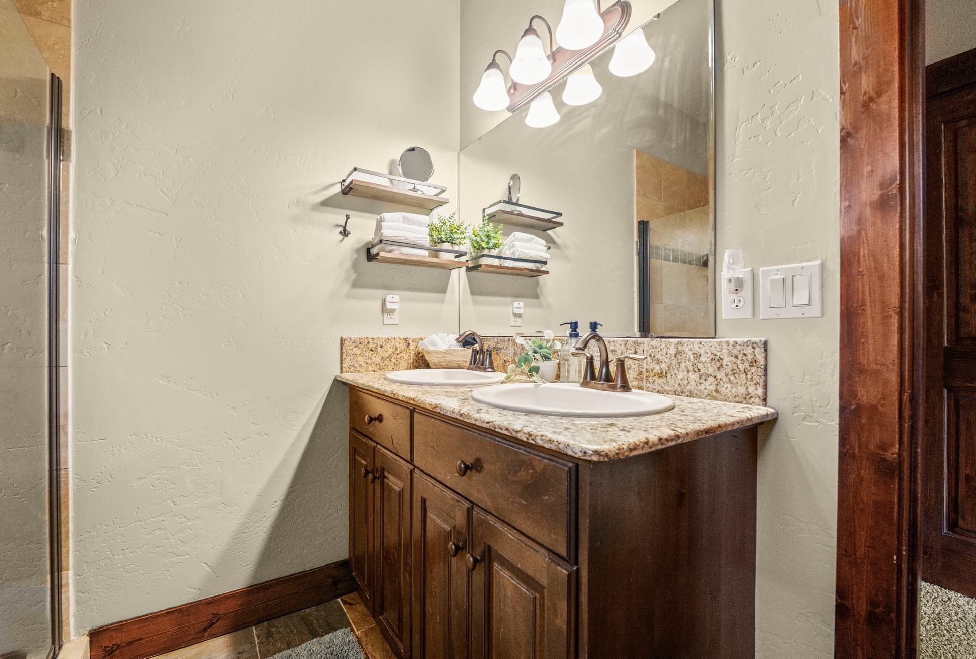 PQ Master bath sinks.JPG