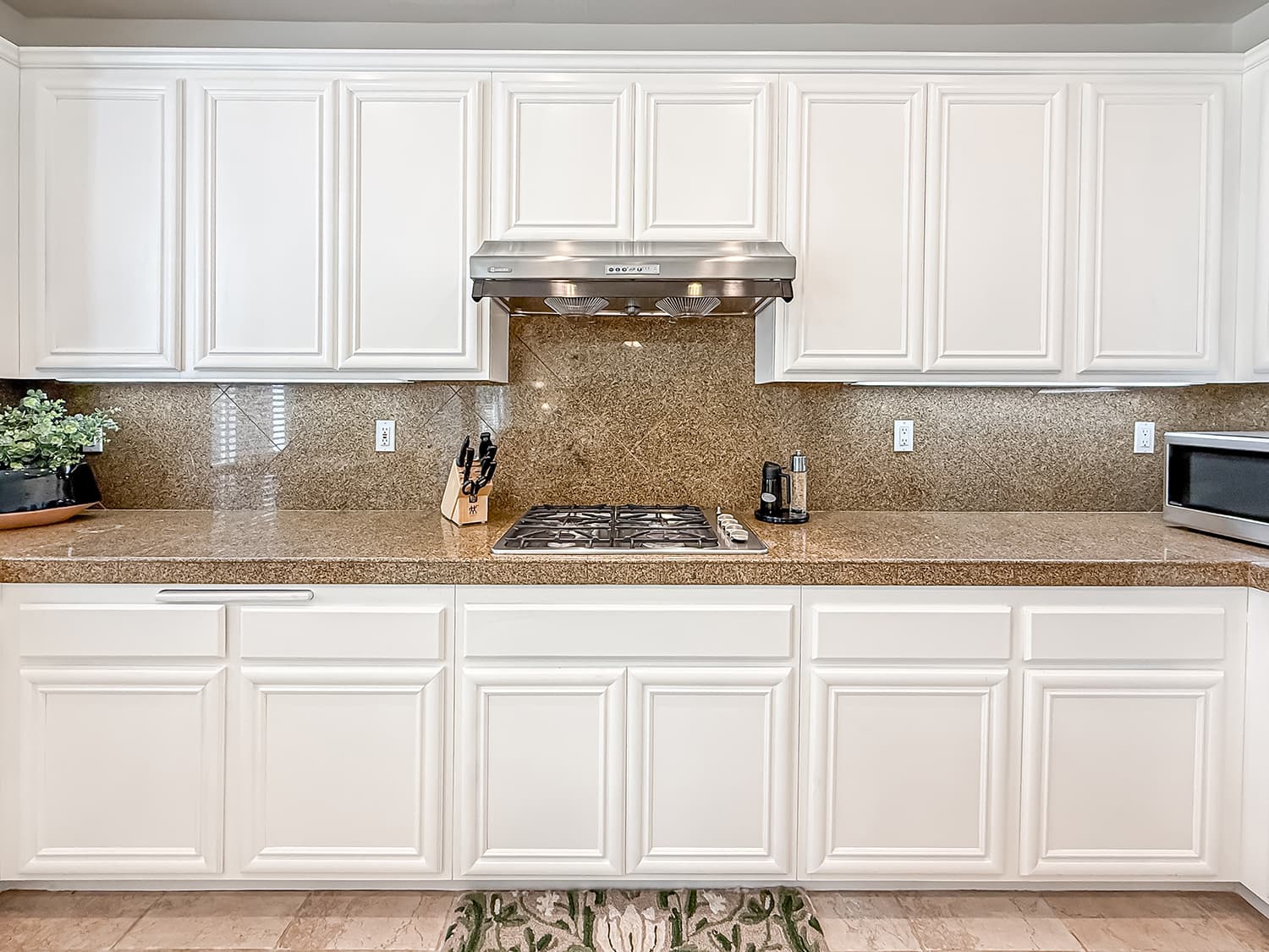 cFamily and Kitchen8.jpg