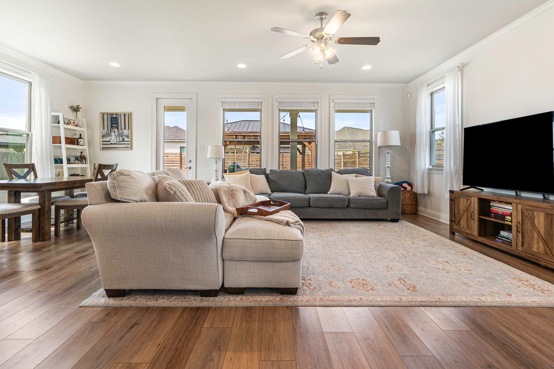 15-web-or-mls-Presstwood Ln (23).jpg