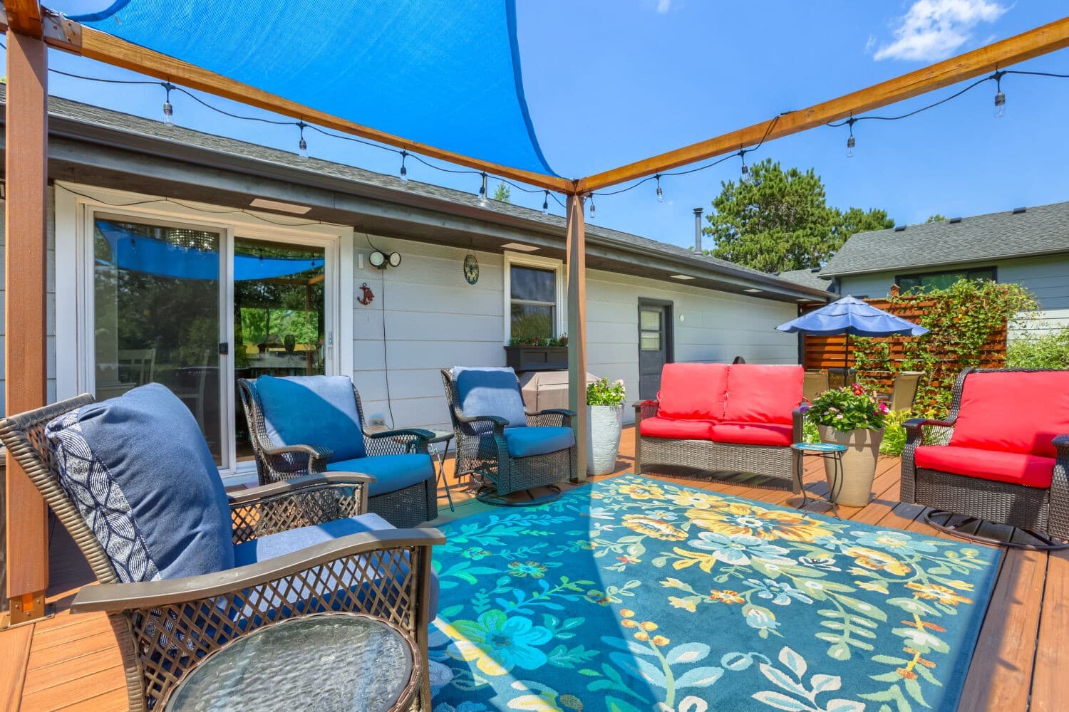 12255 Magnolia St - Web Quality - 029 - 26 Exterior Rear.jpg