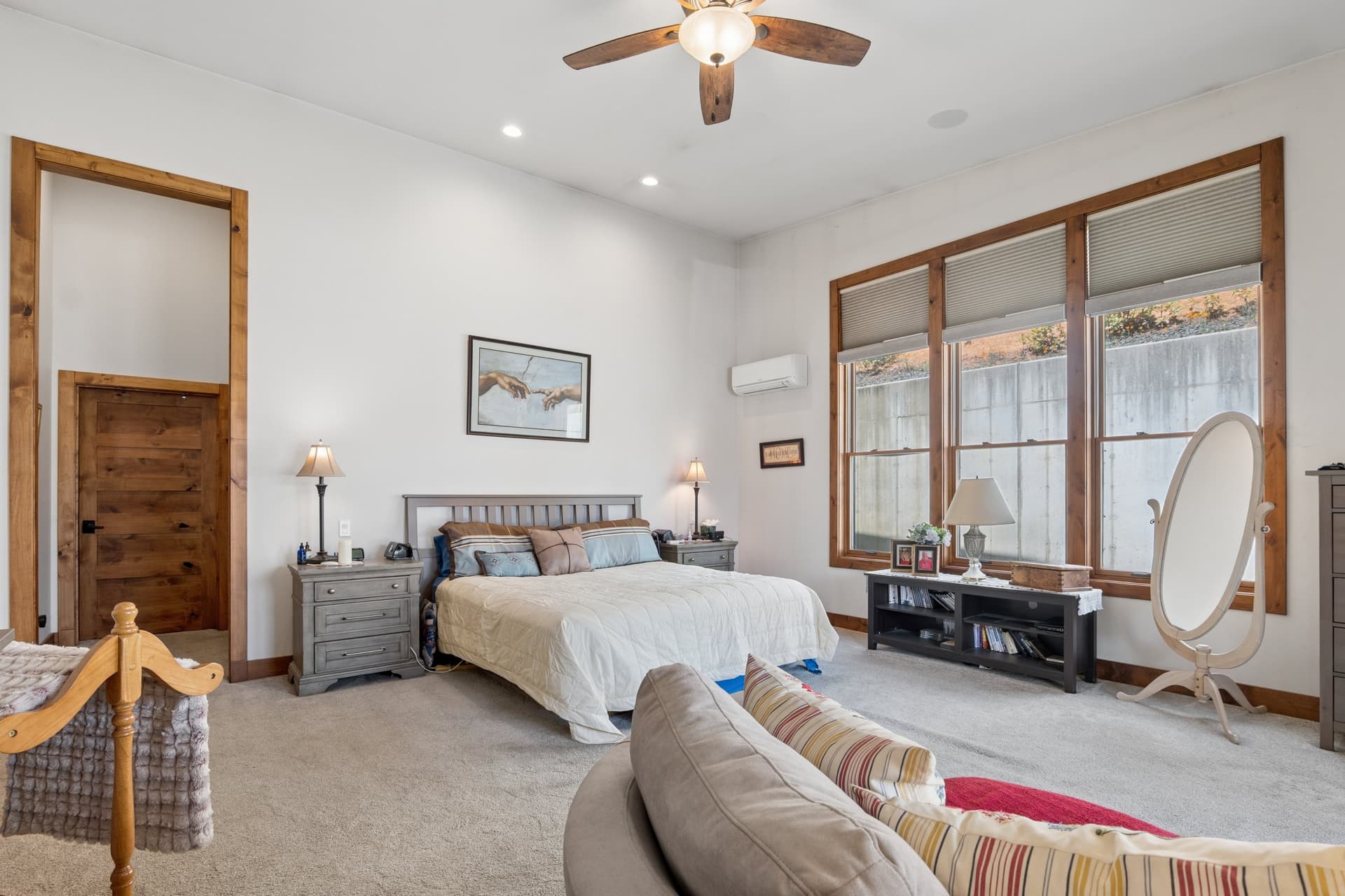 5795 Hubbard Cr Rd - INT-33.JPG