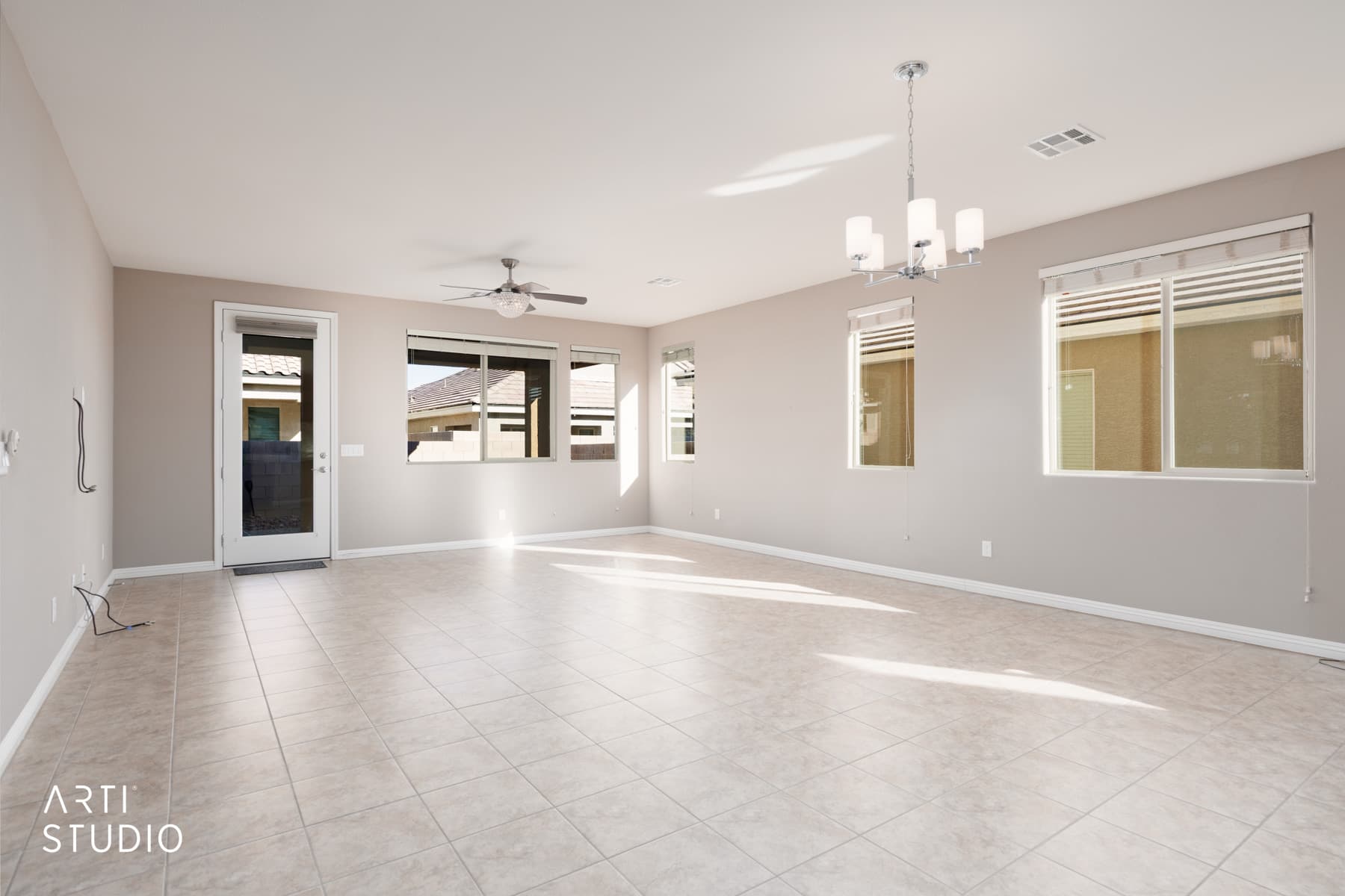Living Room1.jpg