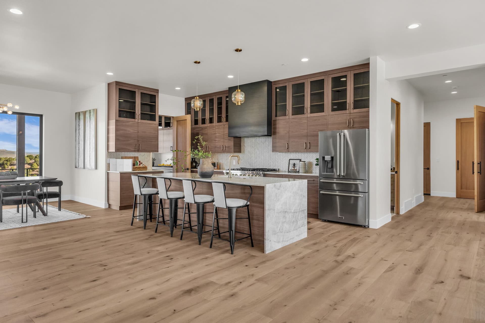 37-web-or-mls-1092-trailridge-dr.jpg