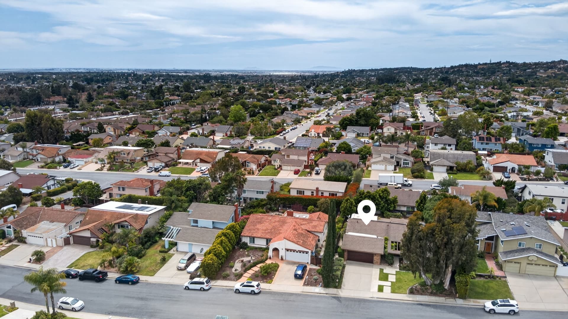 61-web-or-mls-Upmarket_Media-2247West-aer029.jpg