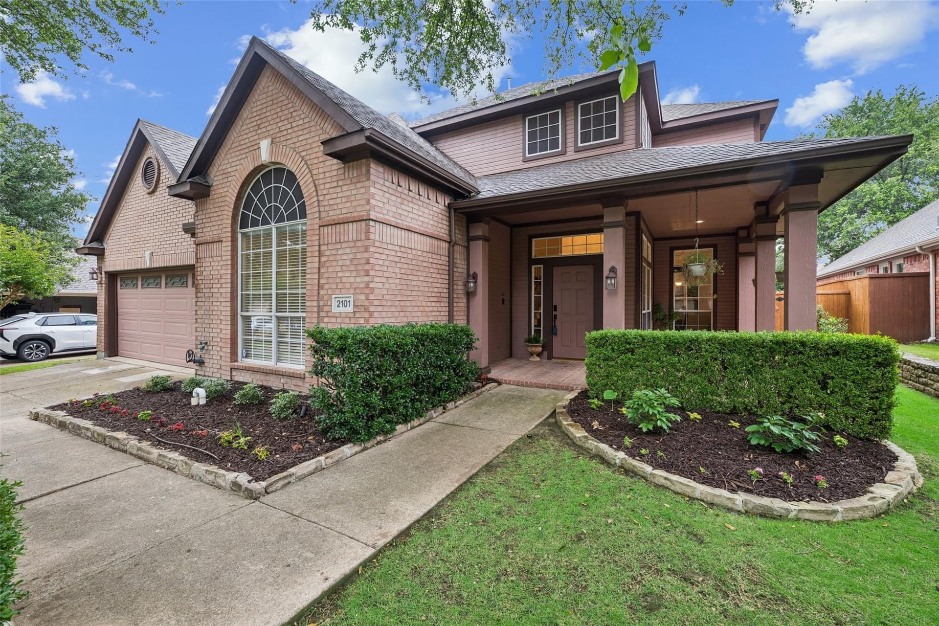 2101 Fleming DriveV1.jpeg