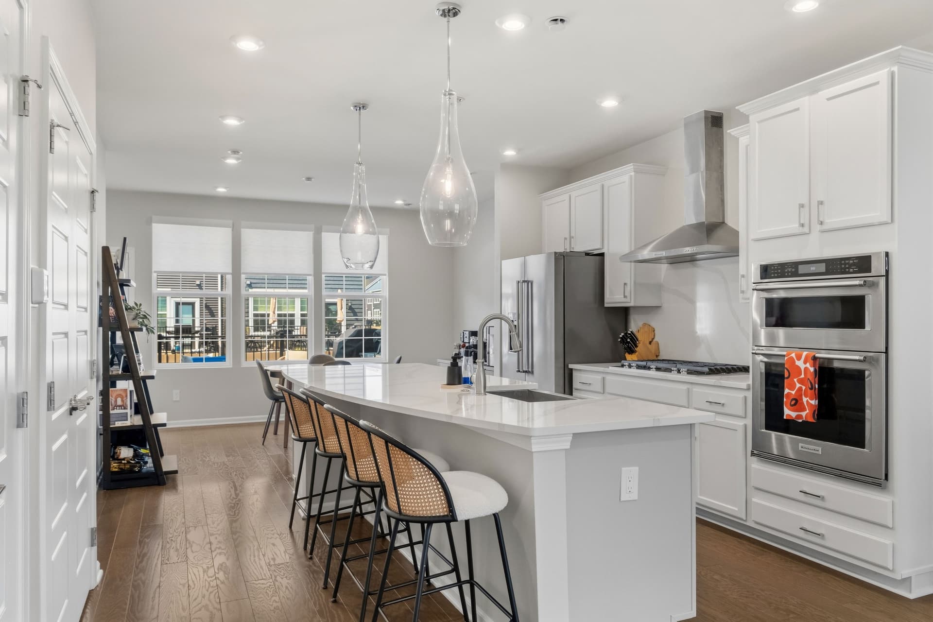 212 S Sydney 2nd Floor Kitchen 2.jpg
