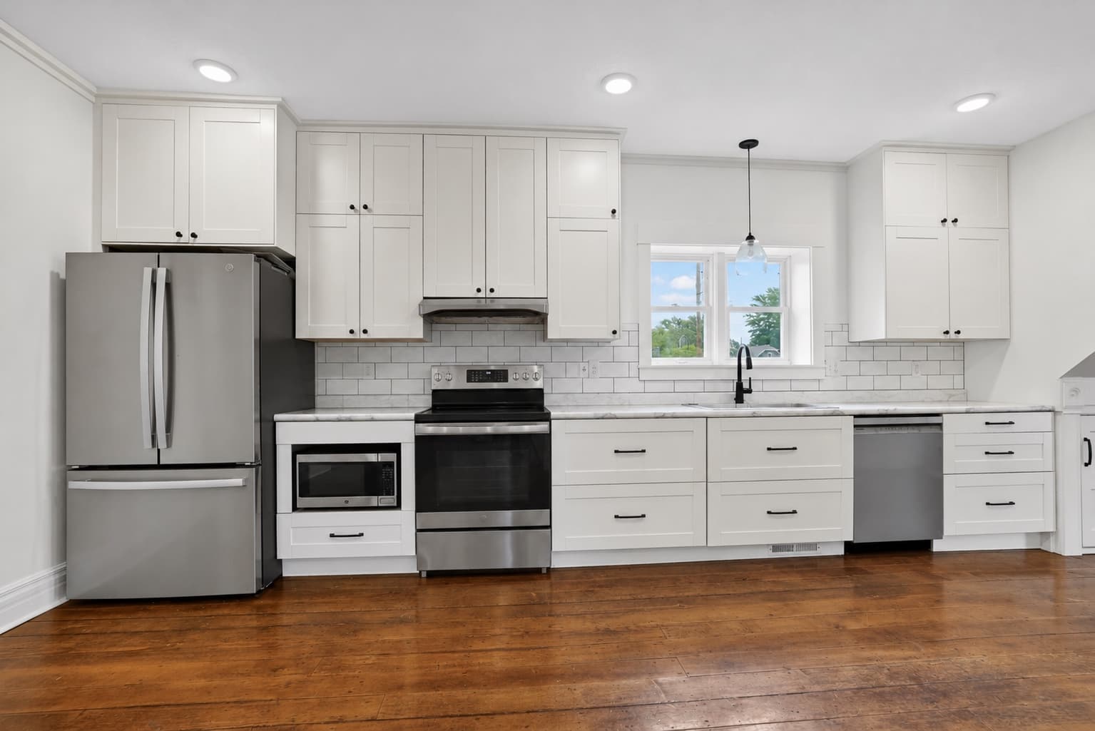 Kitchen 3.jpg