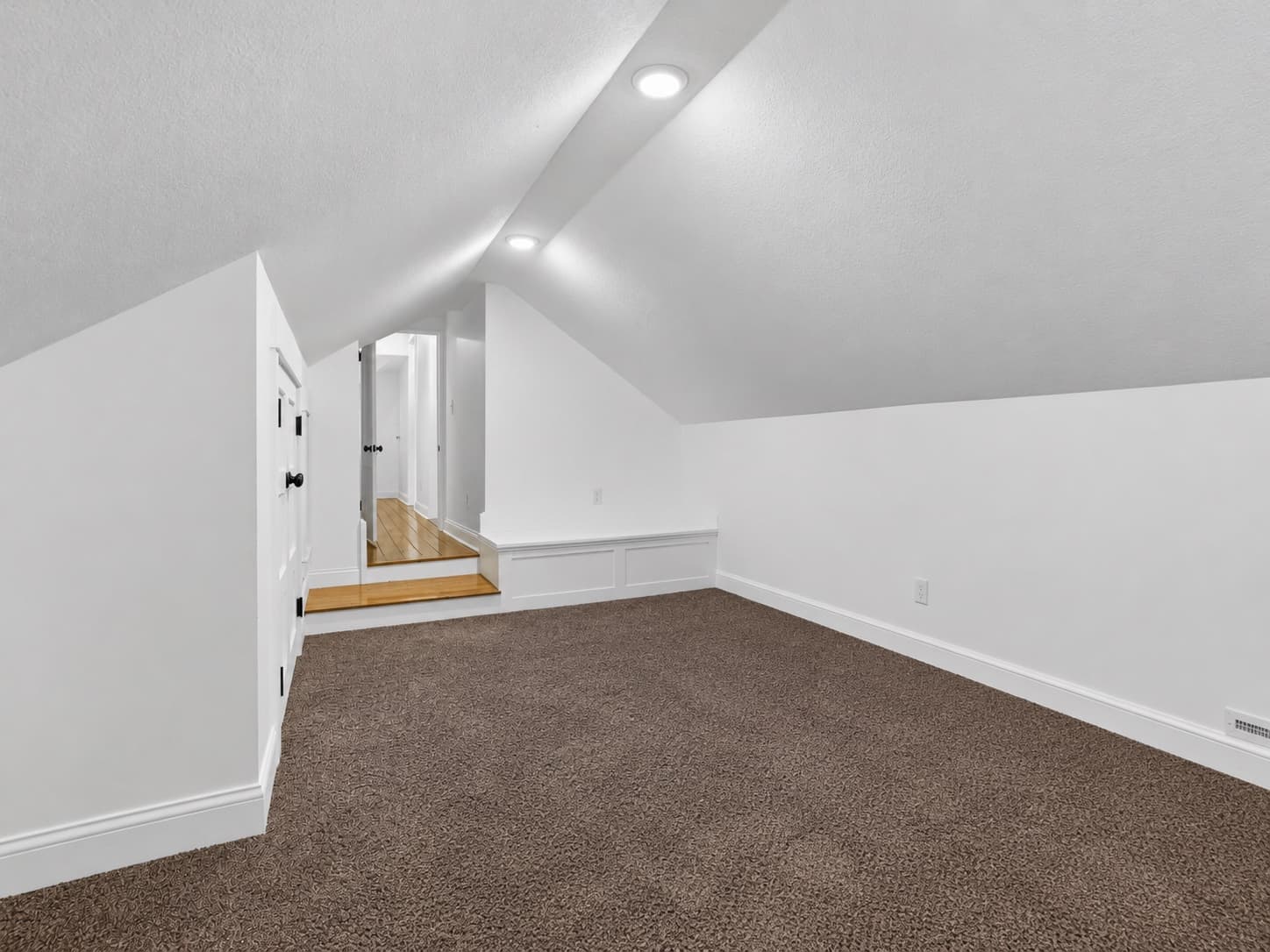 Third Bedroom 3.jpg