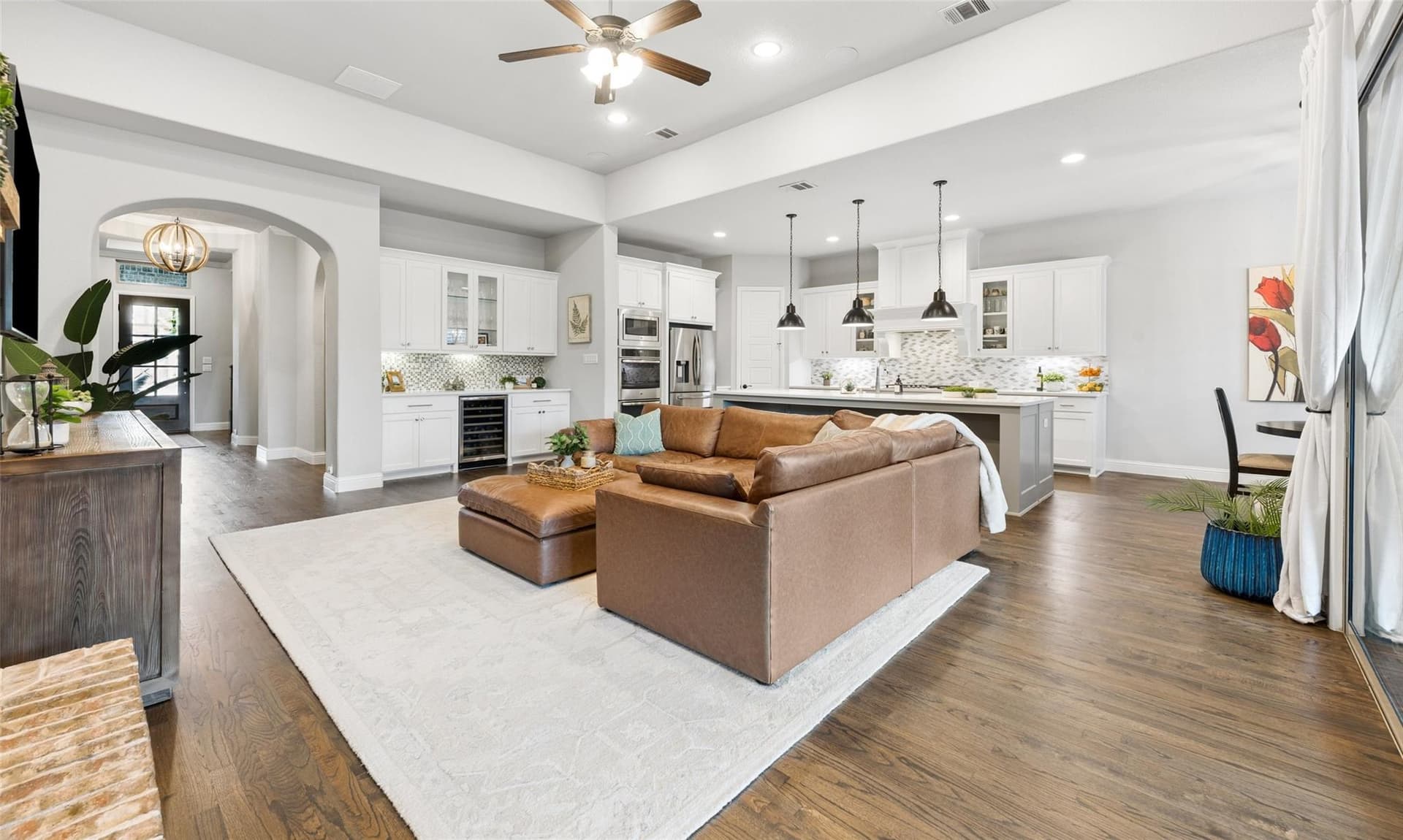 2913 Vaquero Lane 10.jpeg