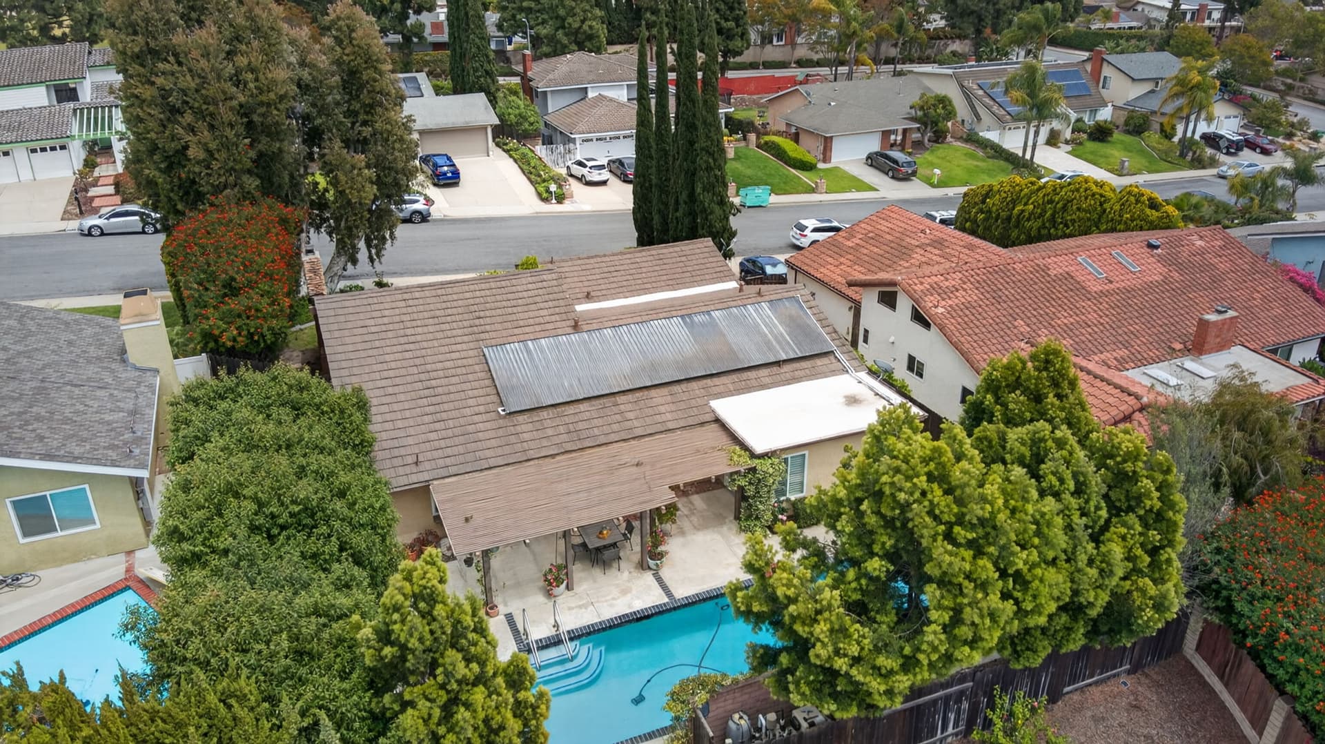 57-web-or-mls-Upmarket_Media-2247West-aer016.jpg