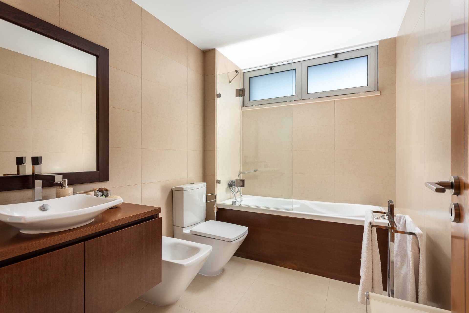 Apartamento-cascais-t2-luxo-piscina-infinita-41.jpg
