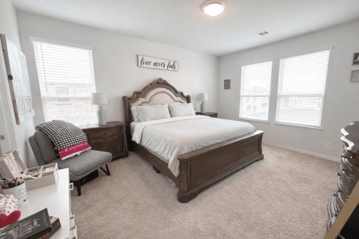 primary bedroom_2.png