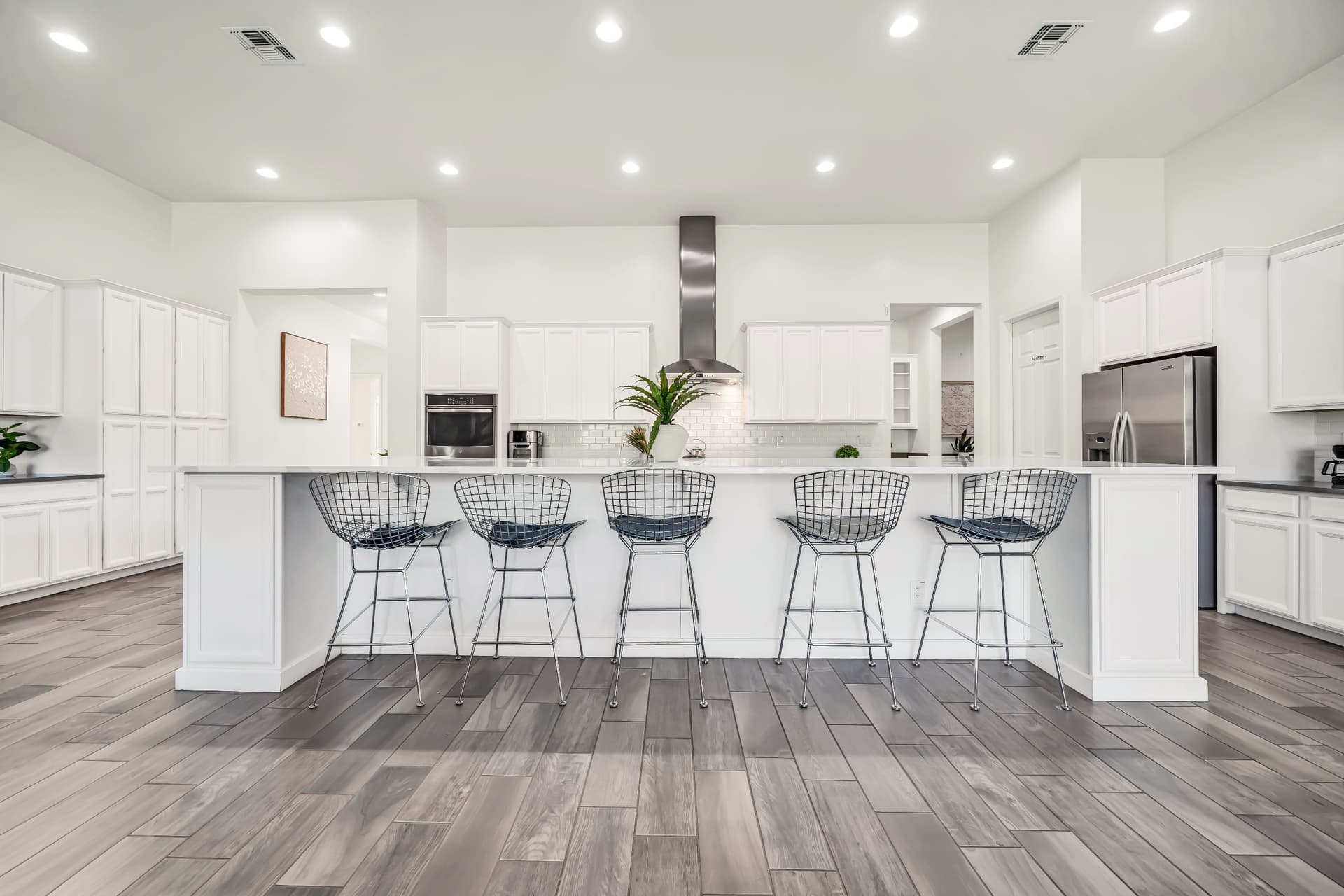 13851 Blossom way-13.jpg