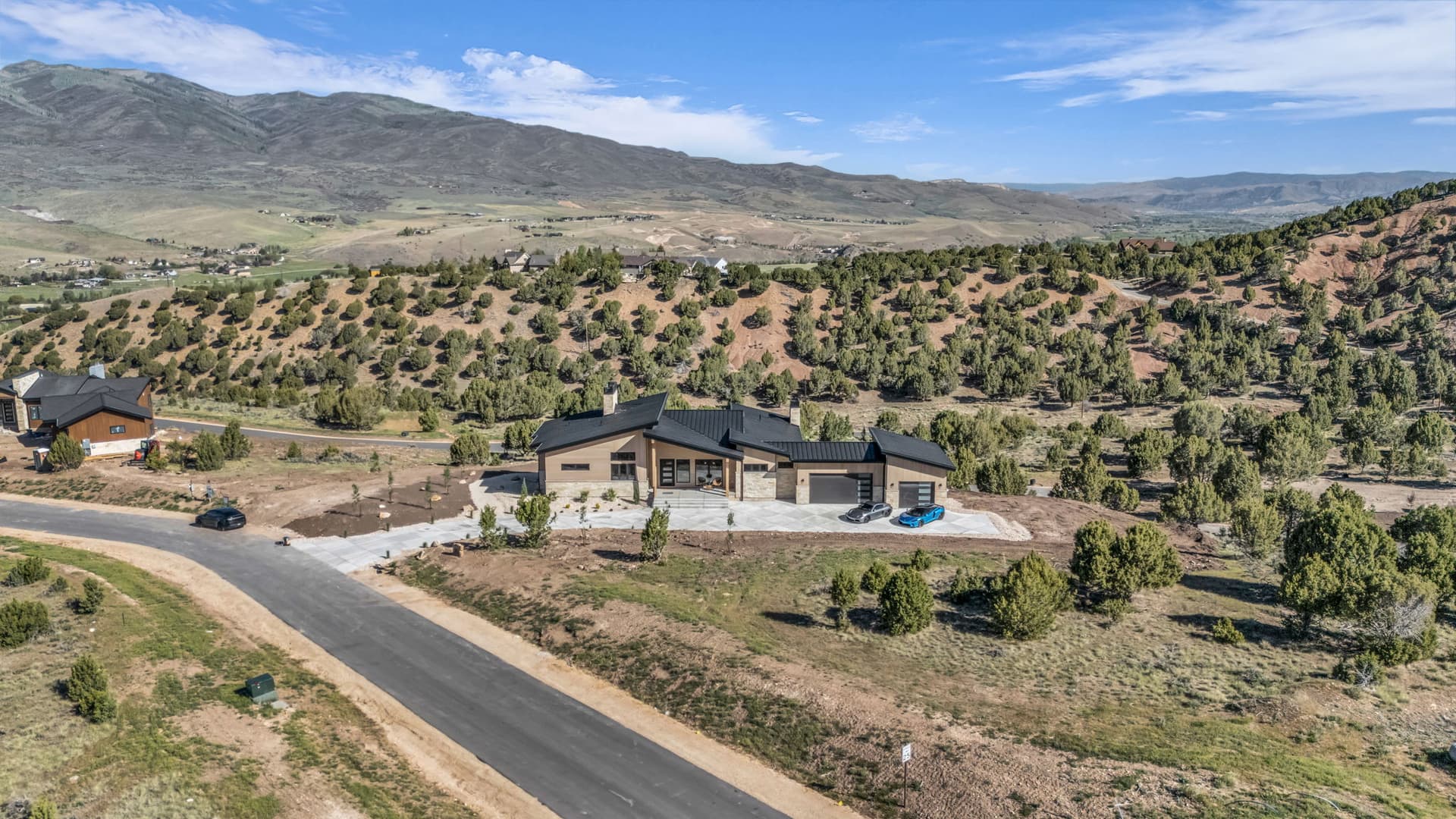 60-web-or-mls-1092-trailridge-dr.jpg