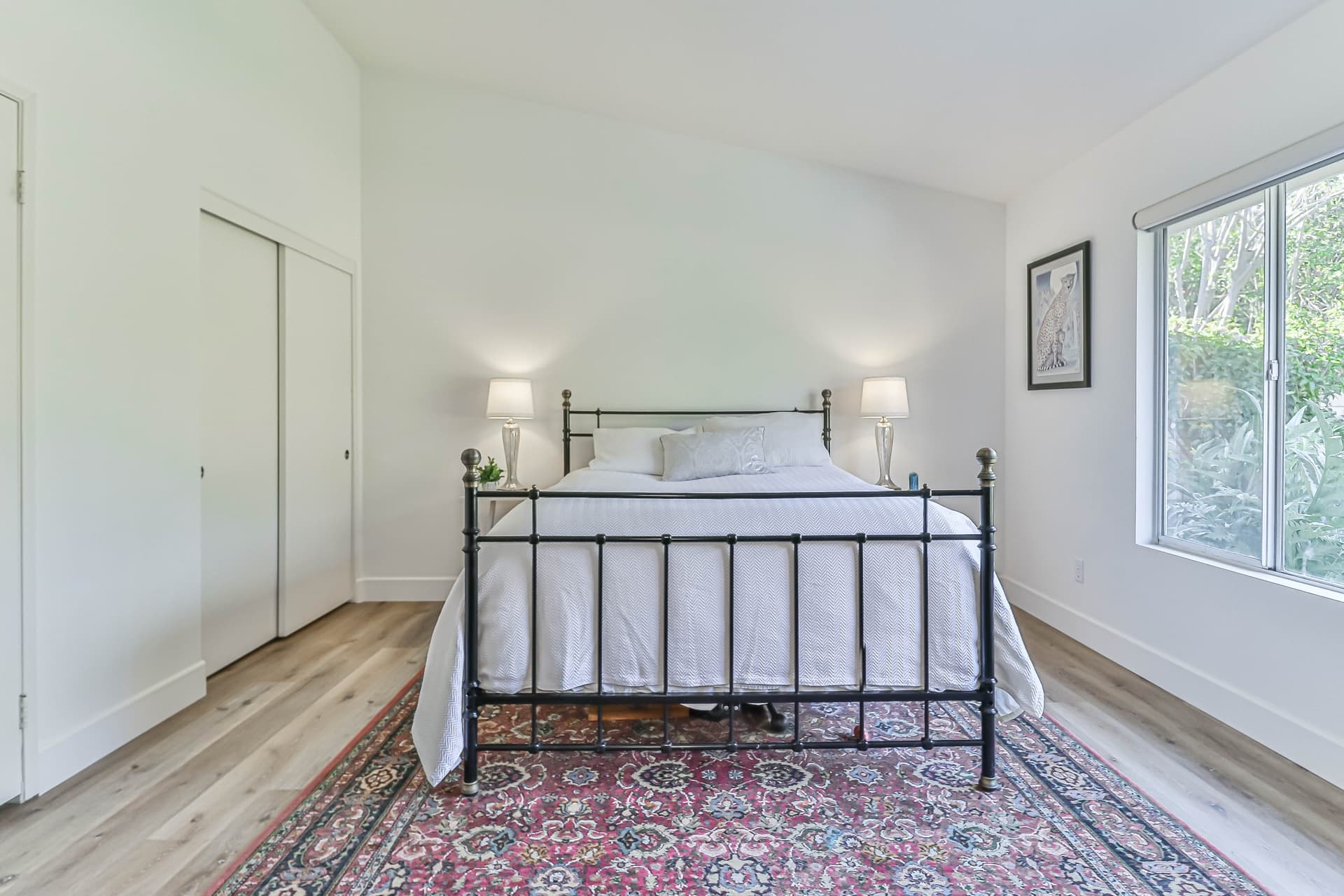 gMain Bedroom Suite2.jpg