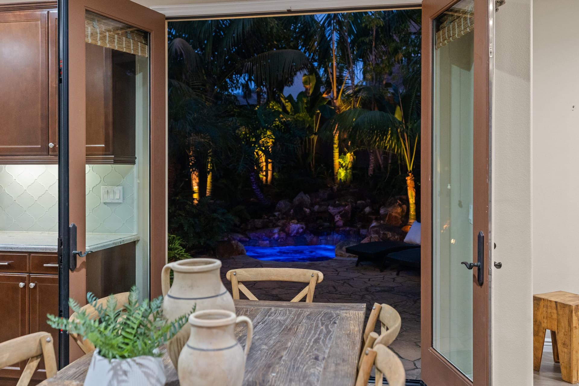 A9M_008_817 Dolphin Cir (1).jpg