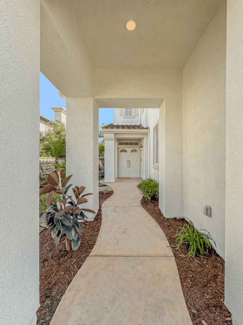 aFront and Entry4 Edit.png