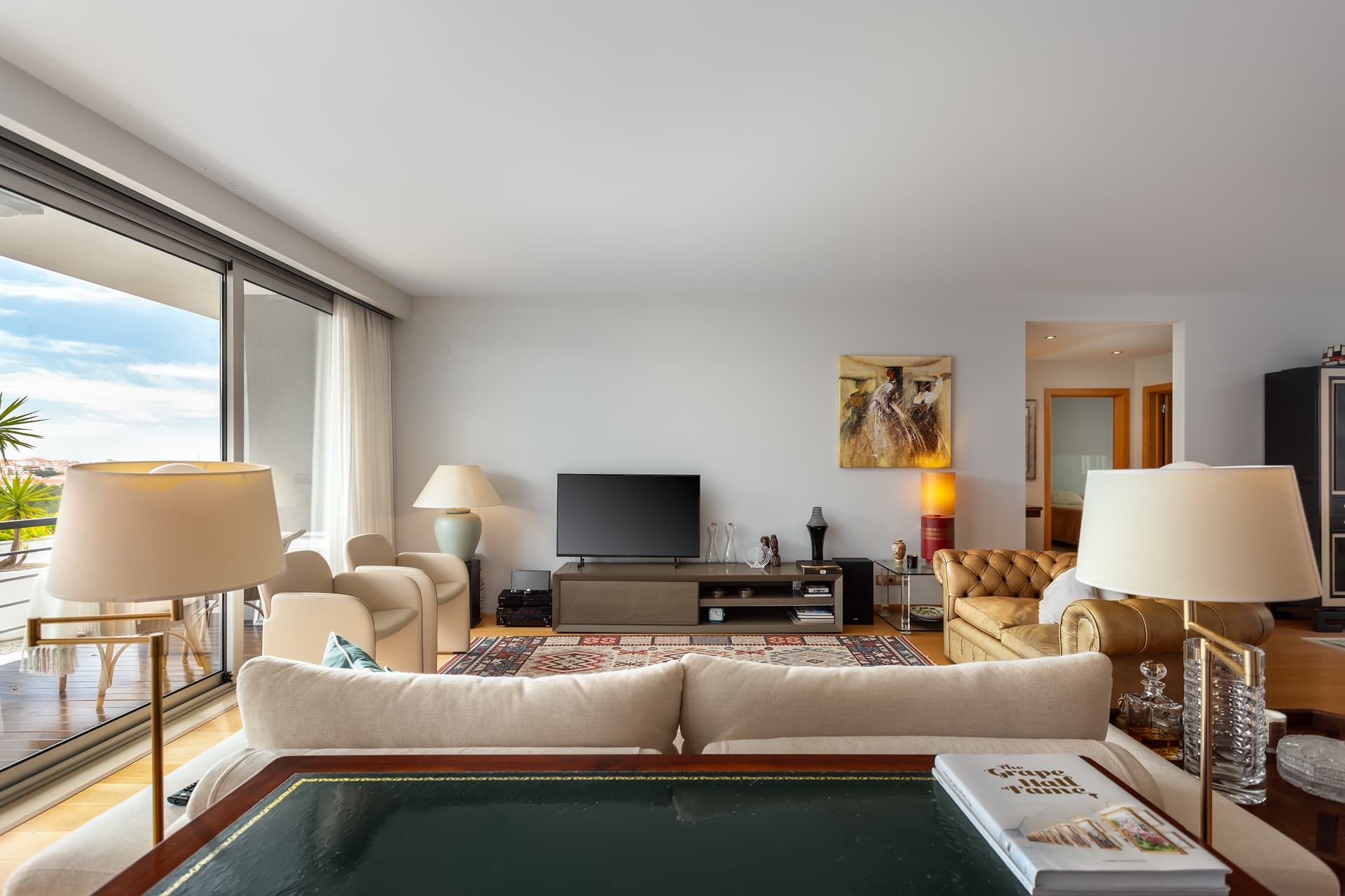 Apartamento-cascais-t2-luxo-piscina-infinita-22.jpg