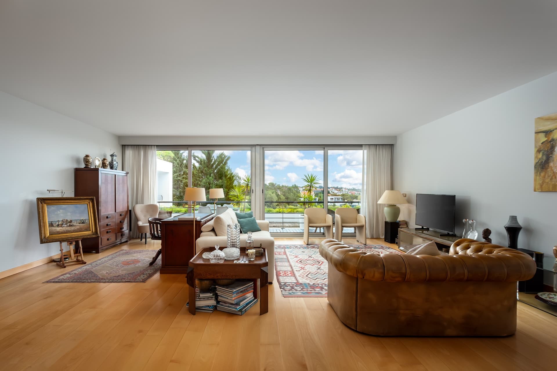 Apartamento-cascais-t2-luxo-piscina-infinita-20.jpg