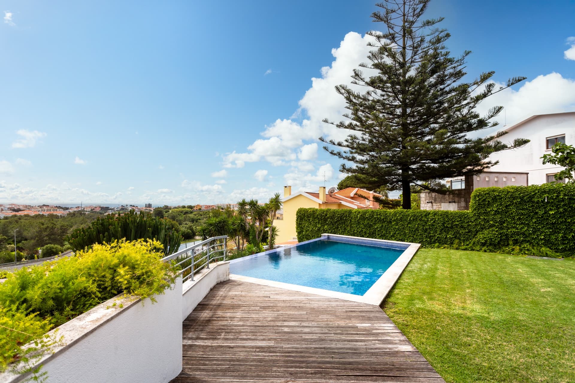 Apartamento-cascais-t2-luxo-piscina-infinita-5.jpg