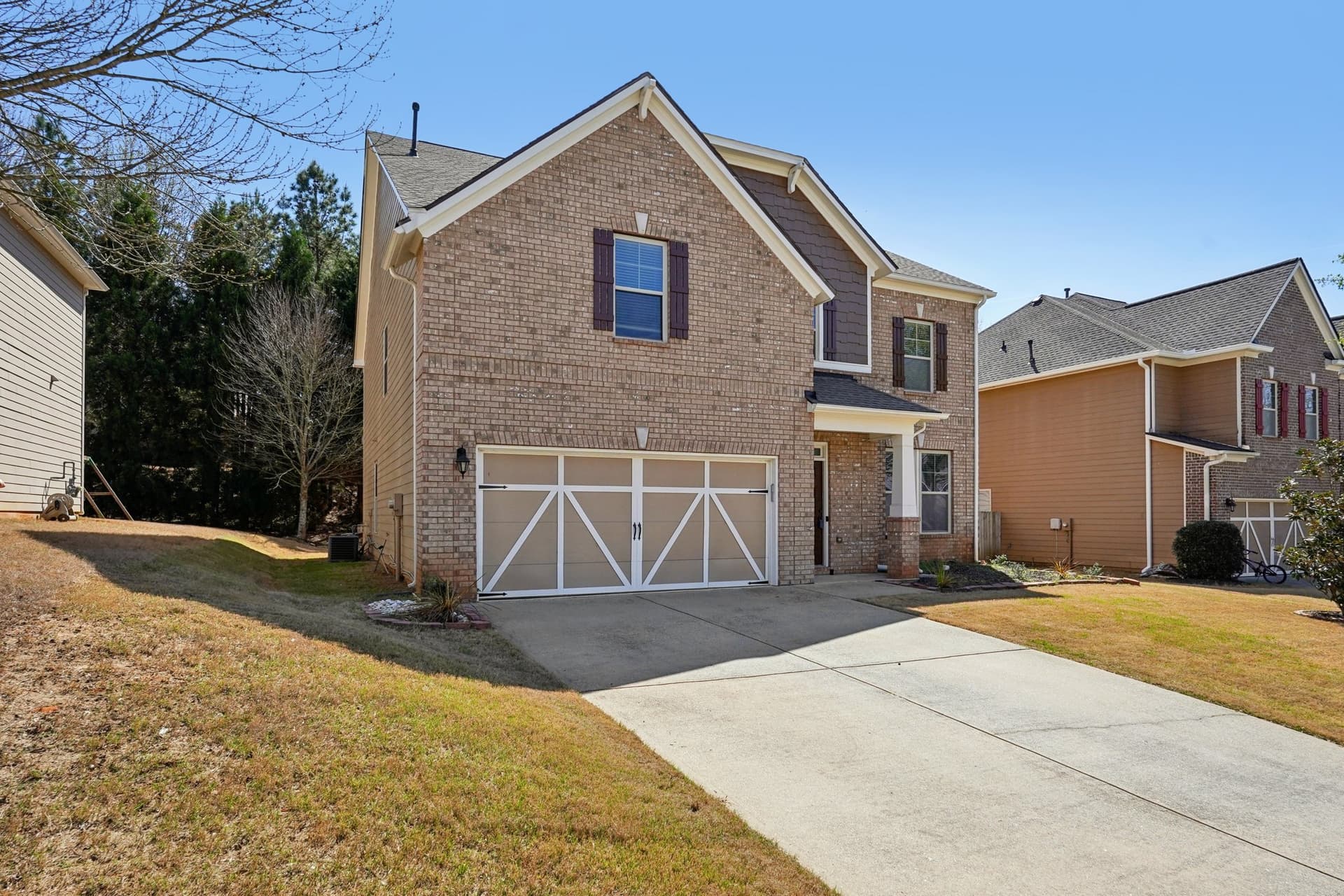 2-web-or-mls-Breckinridge Ln-S2503-002.jpg