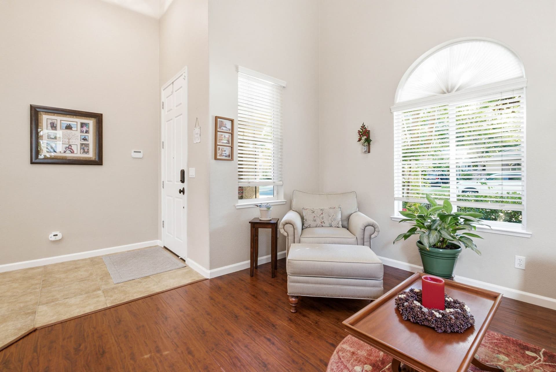 1213 Darling Way-6.jpg